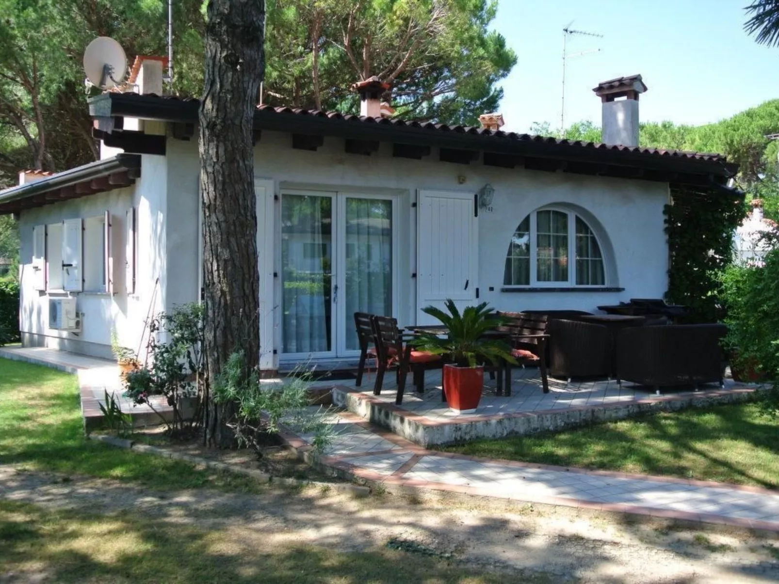 'Villa Edera' mit privatem Garten
