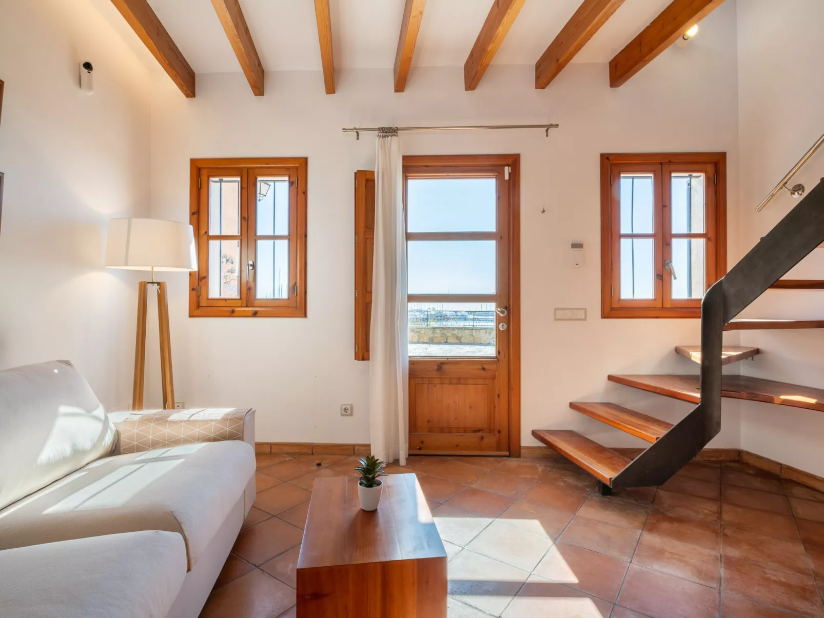 MOLI 37 HOUSE - PORT VIEW TERRACE