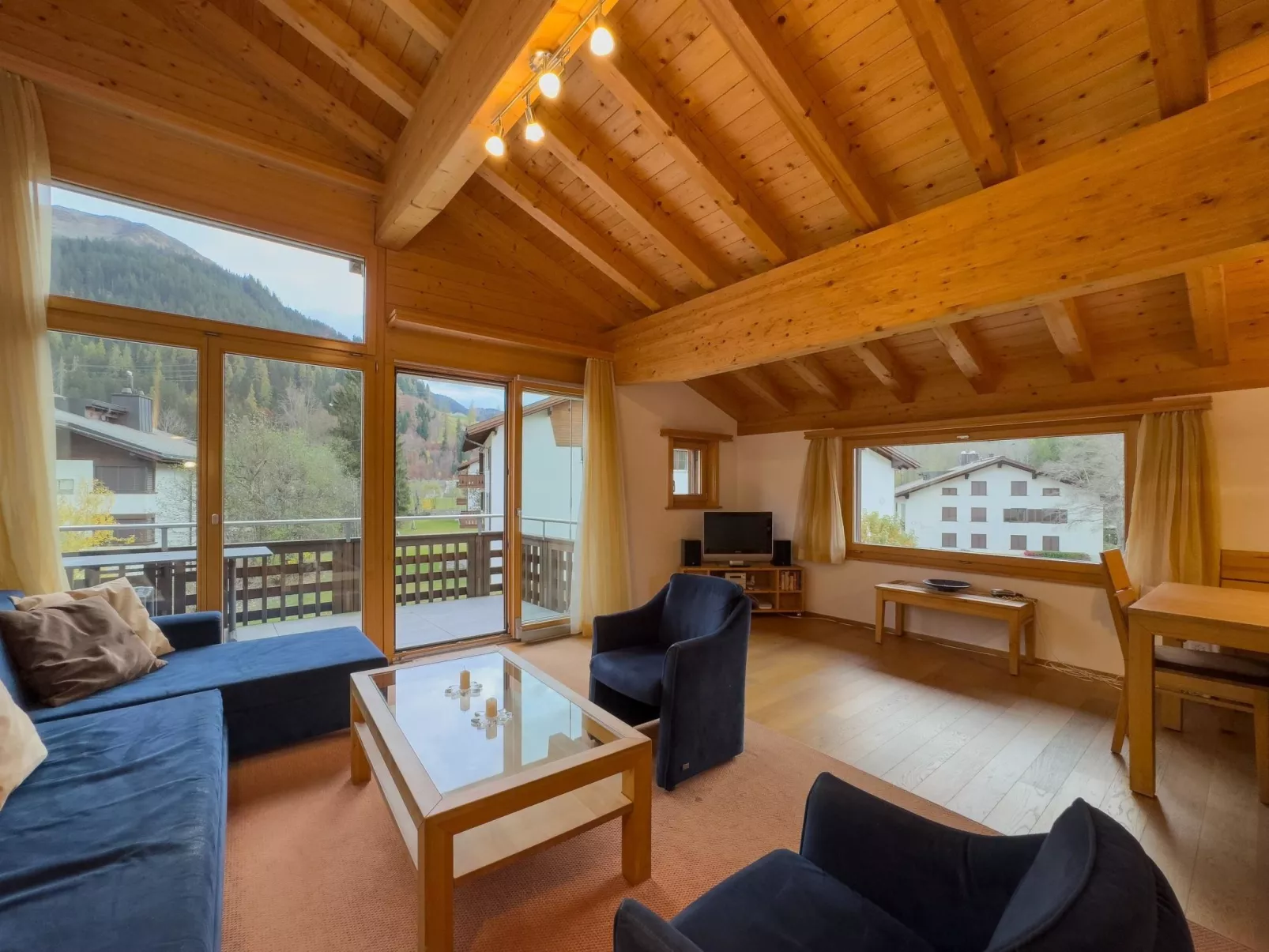 Bergparadies im Laub B5 3½-Zimmerwohnung