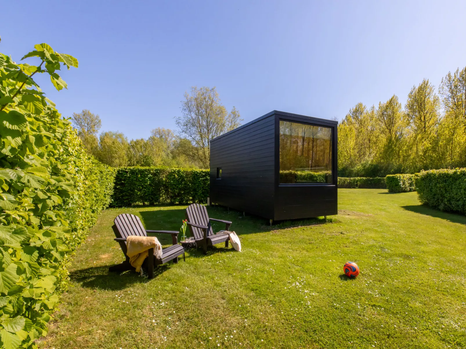 Tiny Cabin Sunshine no 21