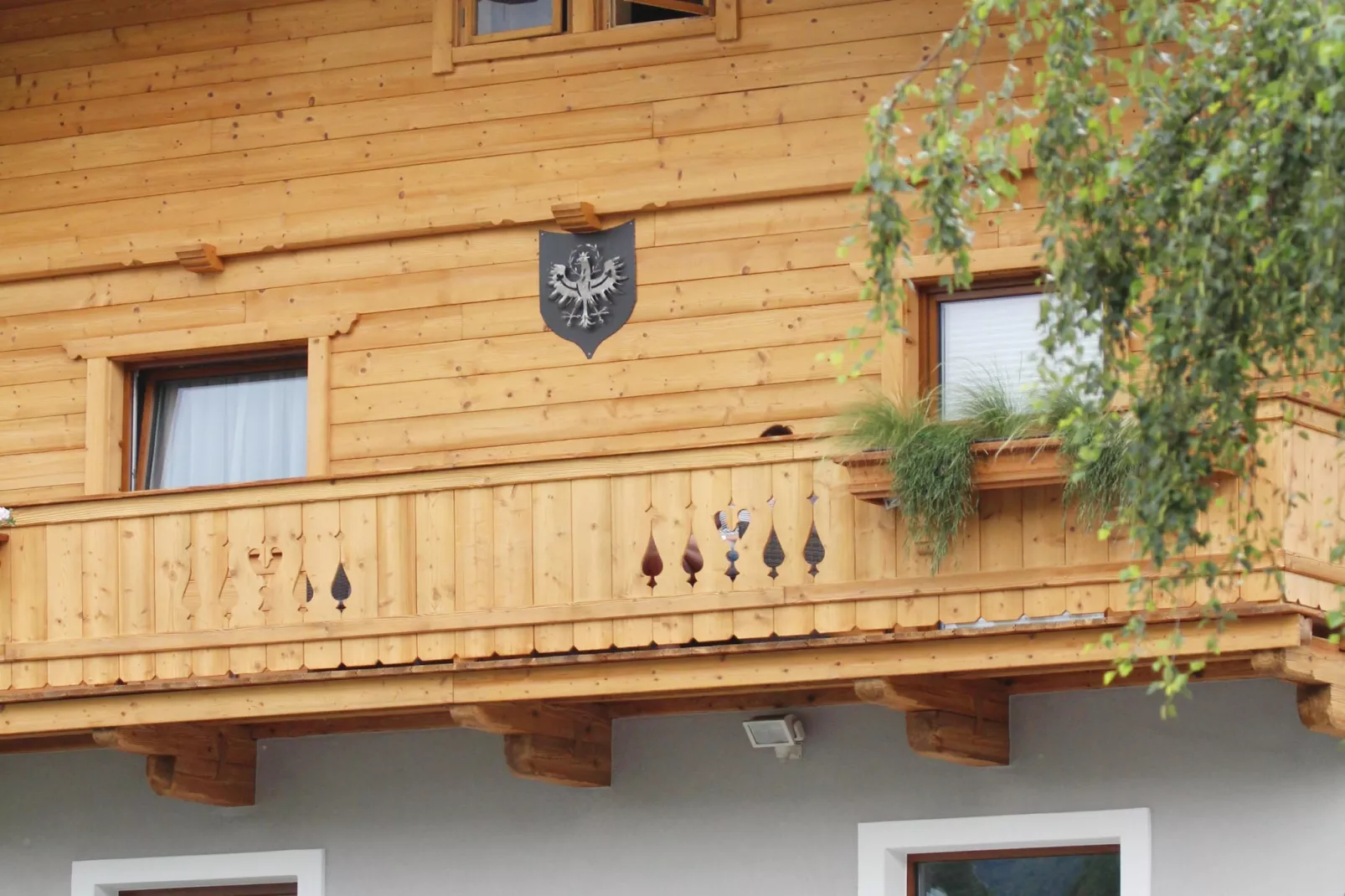 Eileen I - Exterior in summer