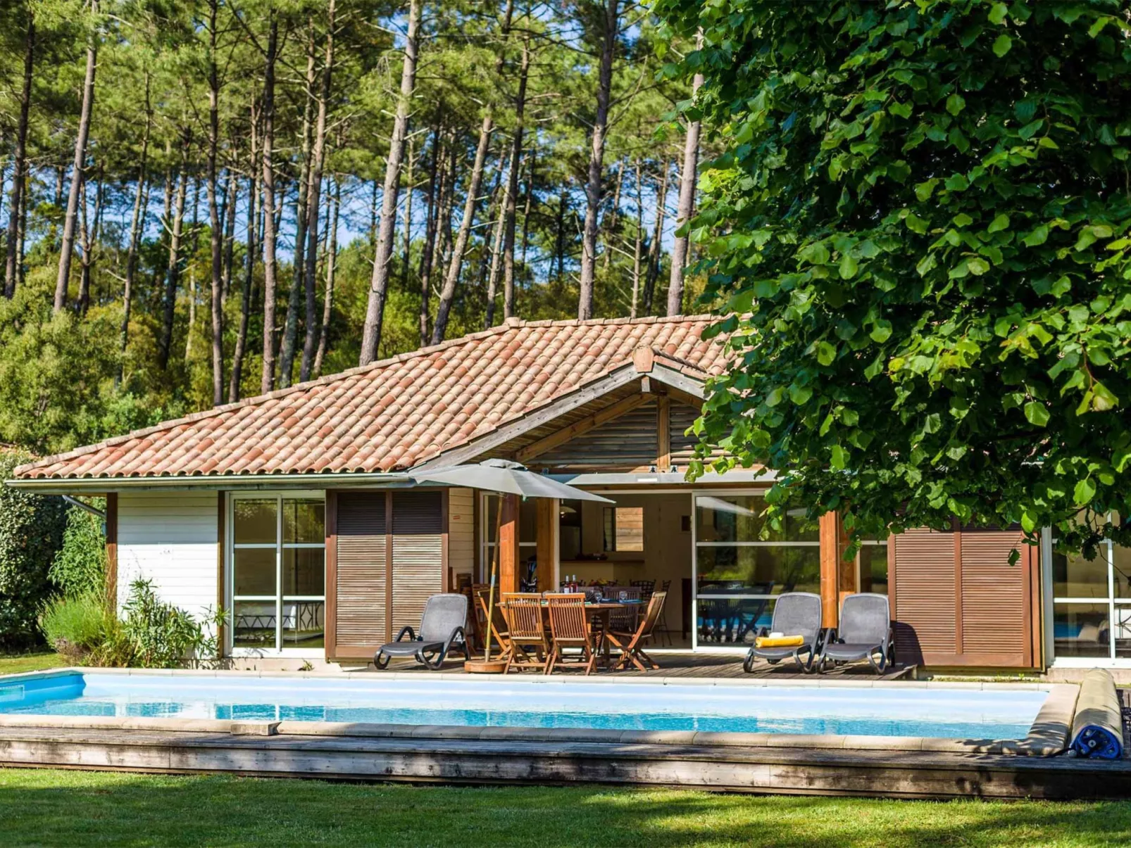 Clairière aux Chevreuils - Draußen