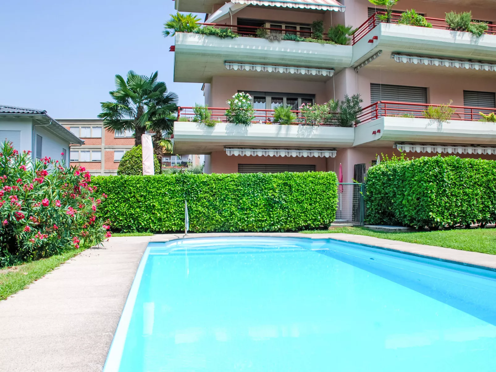 Caslago - Dehors