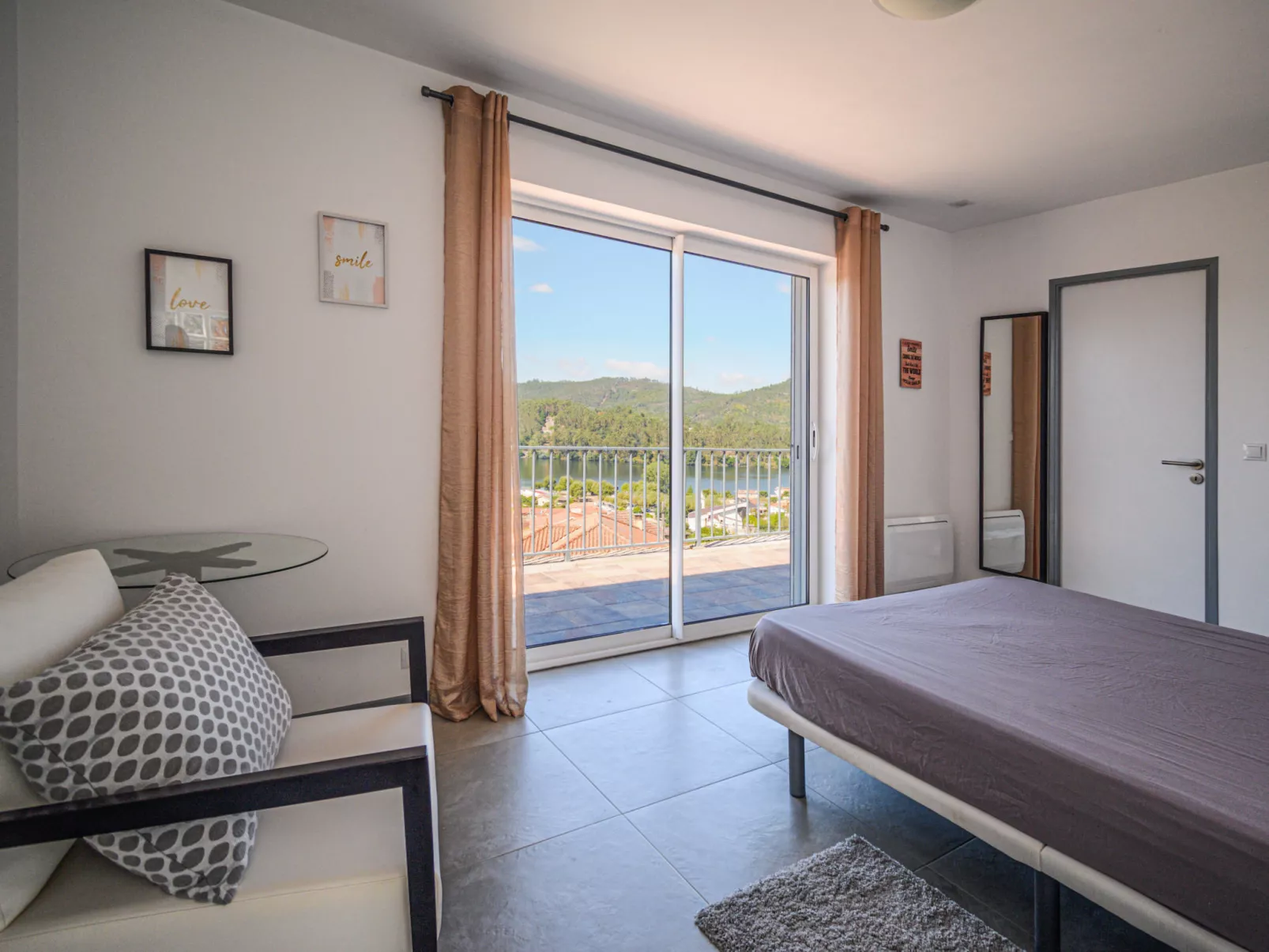Douro view-Inside