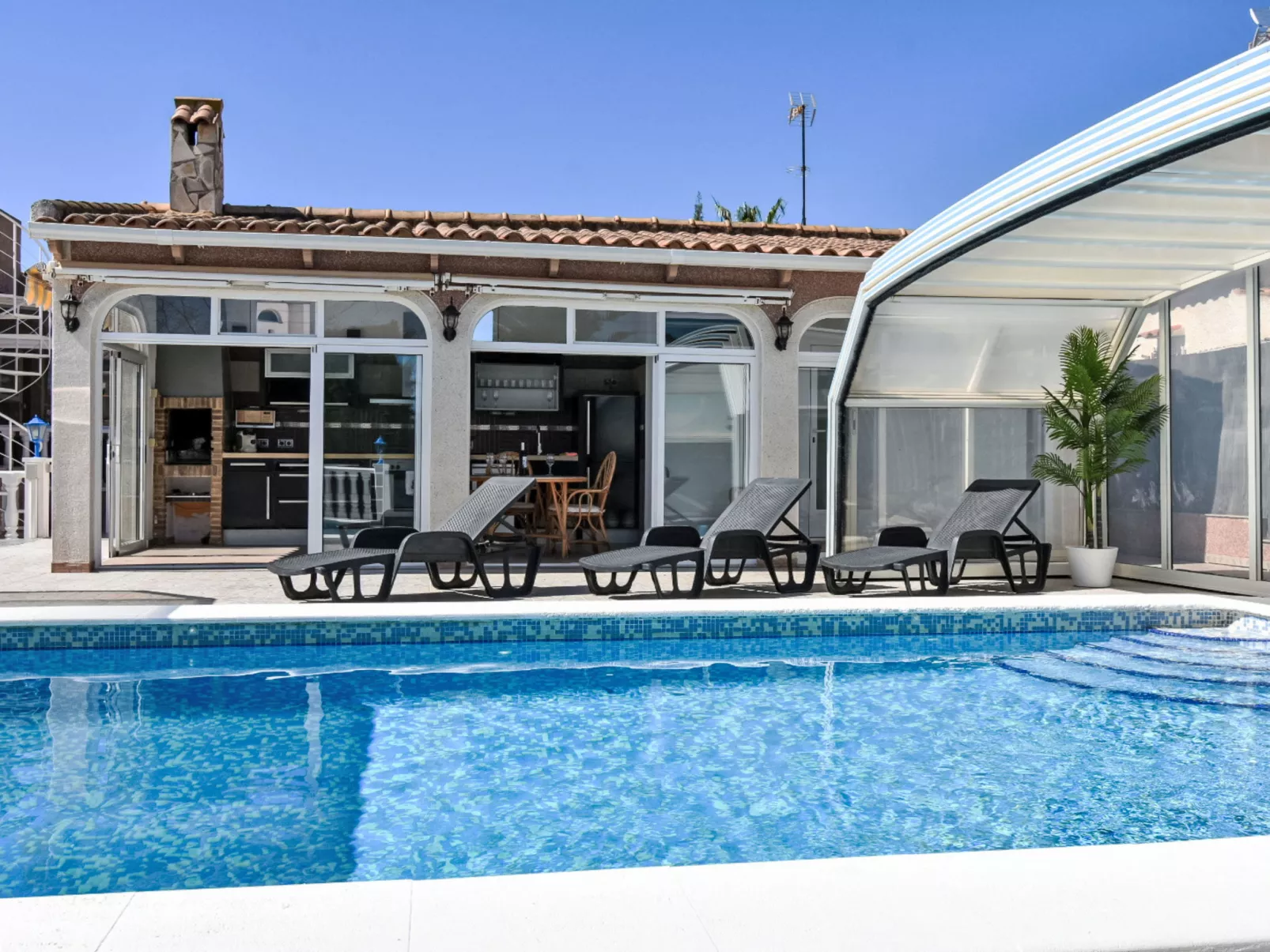 Villa Esmeralda - Dehors
