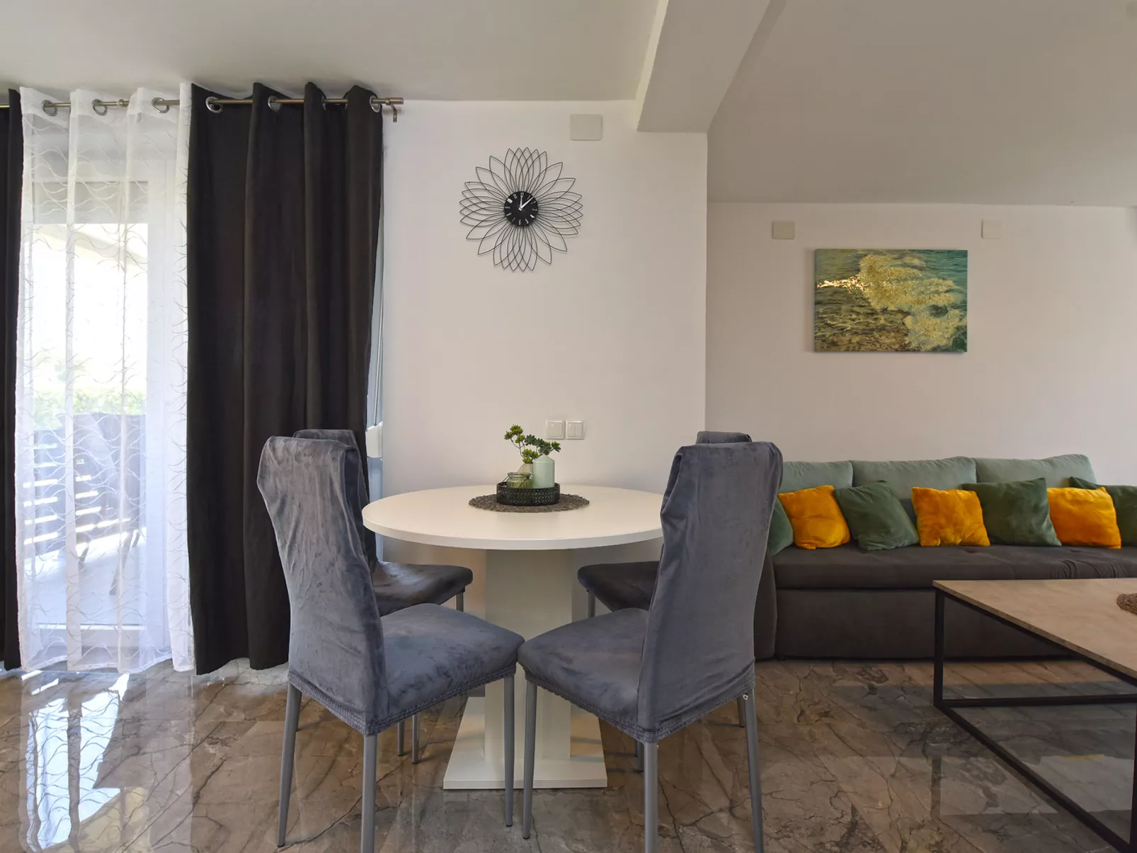 House 2154 - Inside