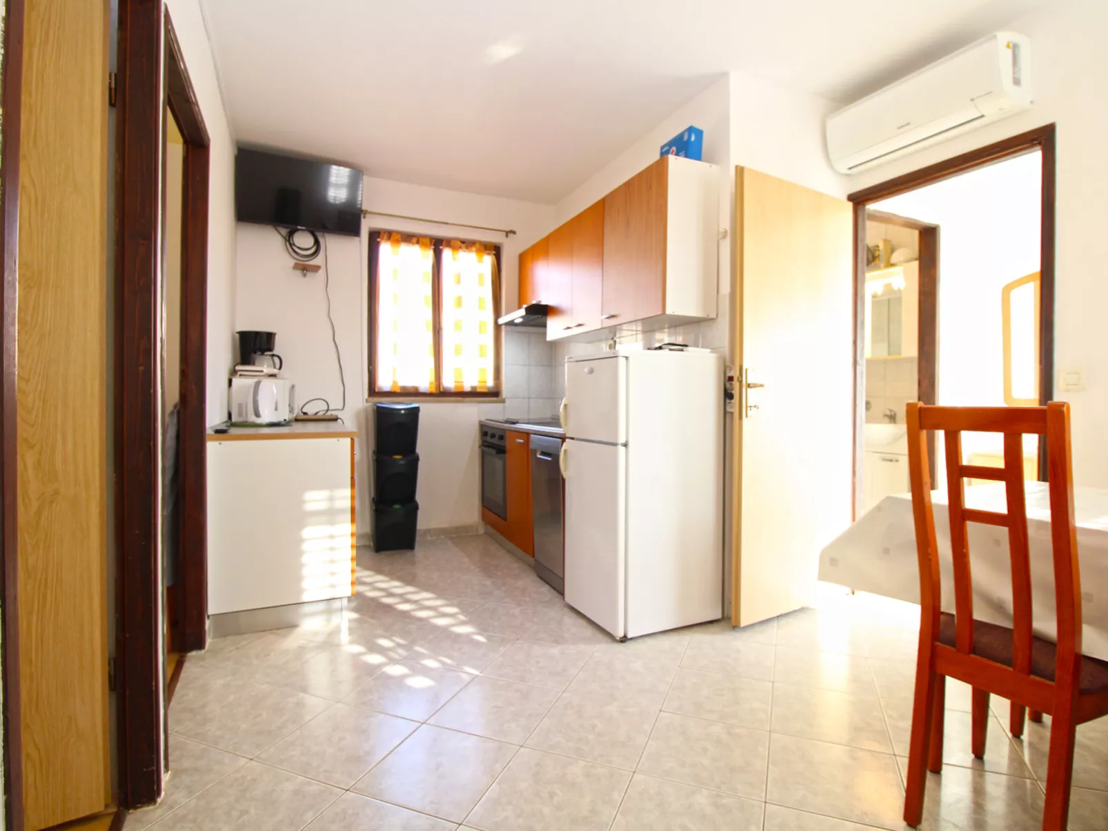 Apartment 768 - Dedans