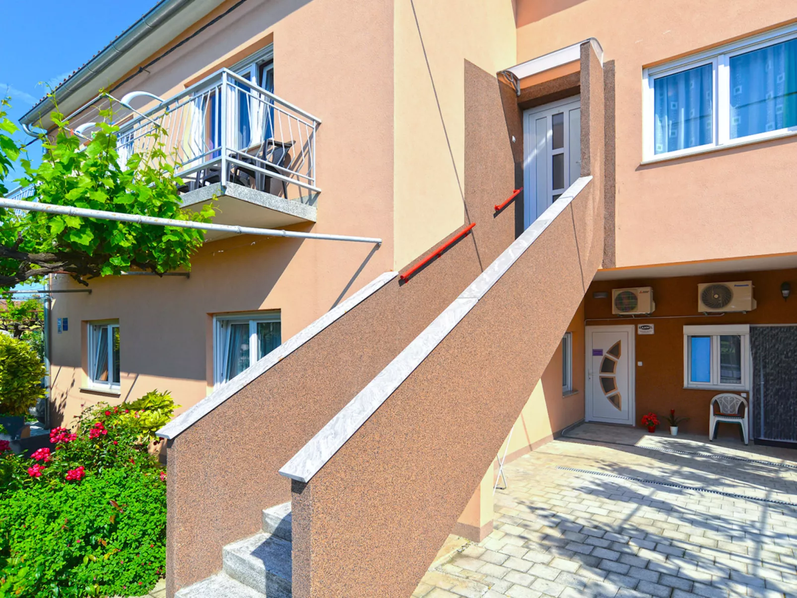 Apartment 351 - Draußen