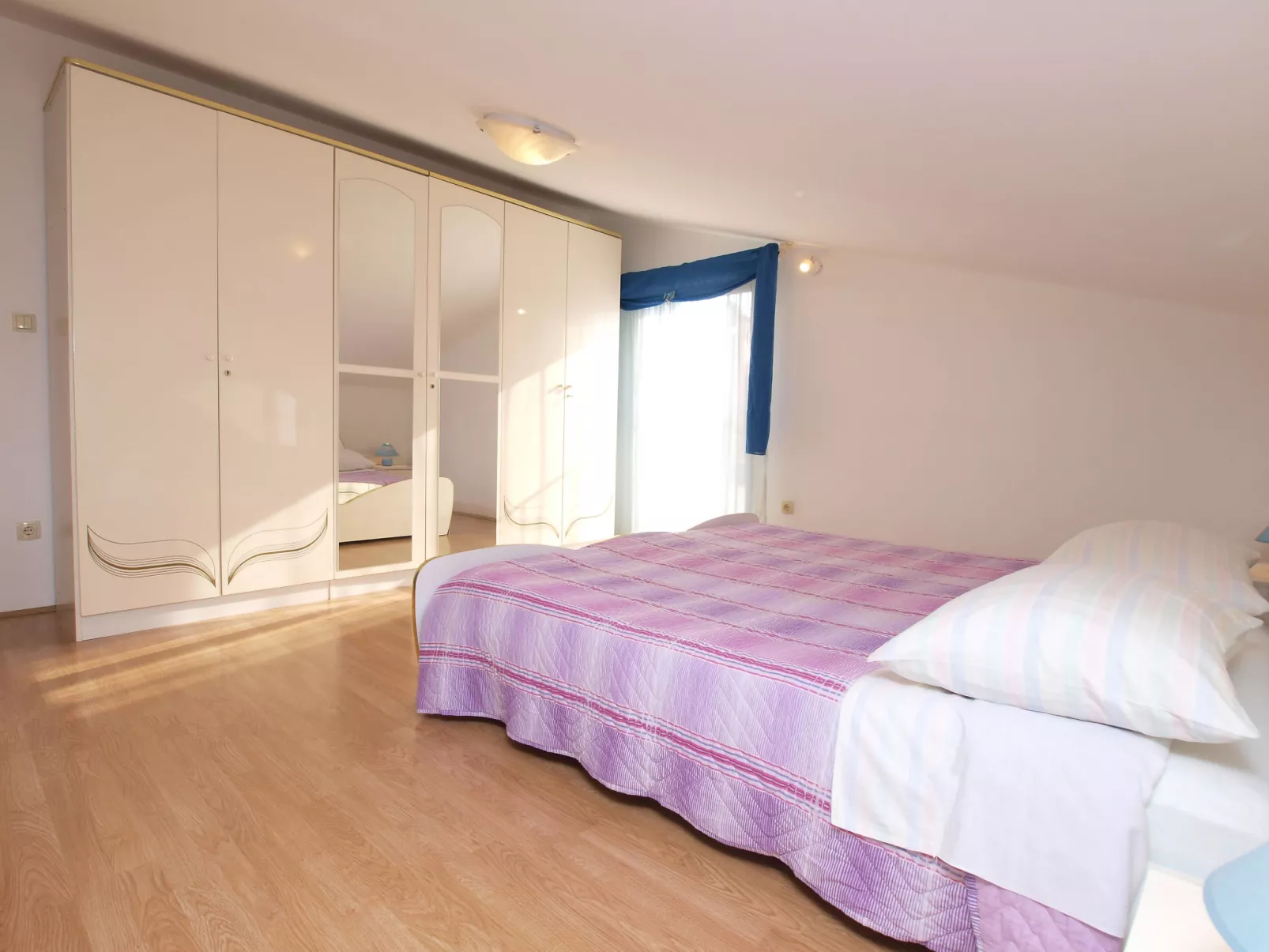 Apartment 1048 - Inside