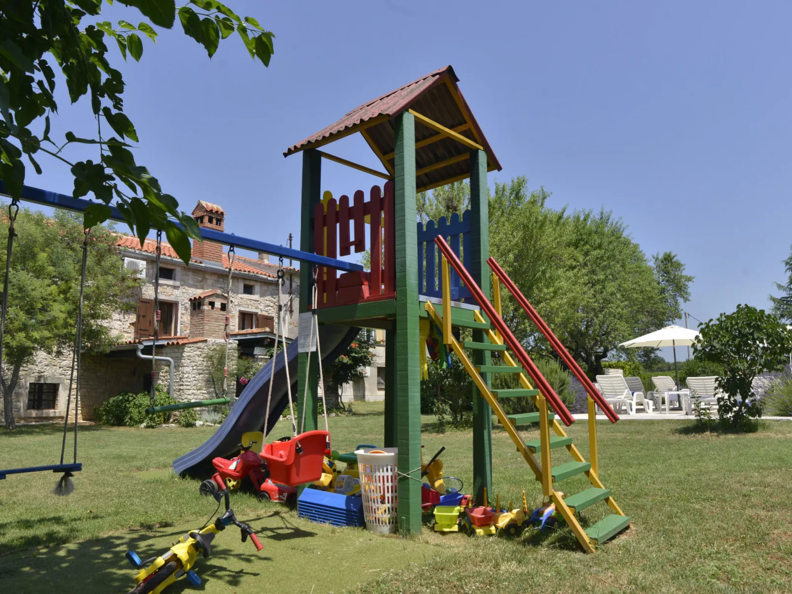 House 24 - Dehors