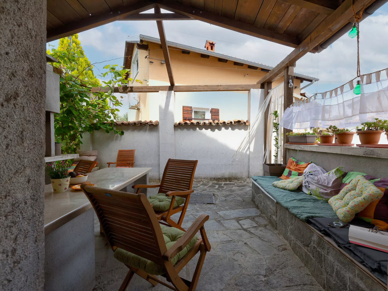 House Rea - Dehors