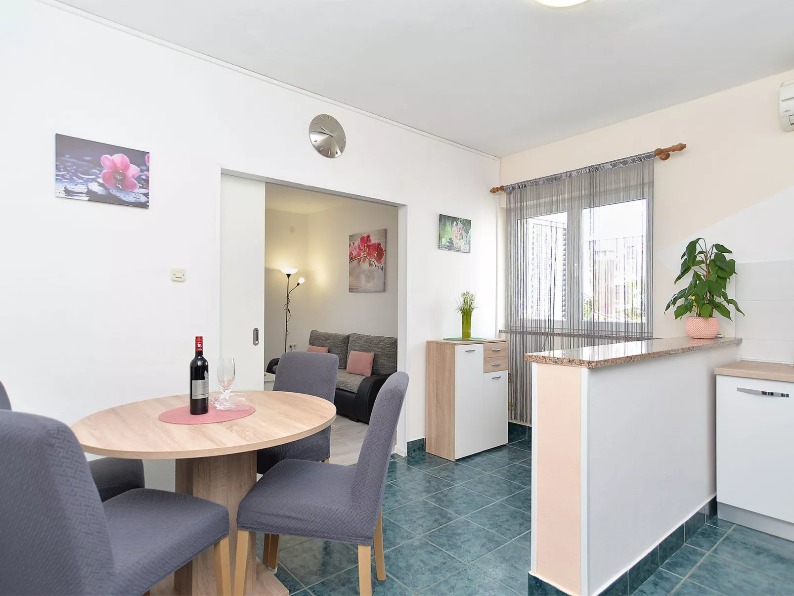 Apartment 2074 - Dedans