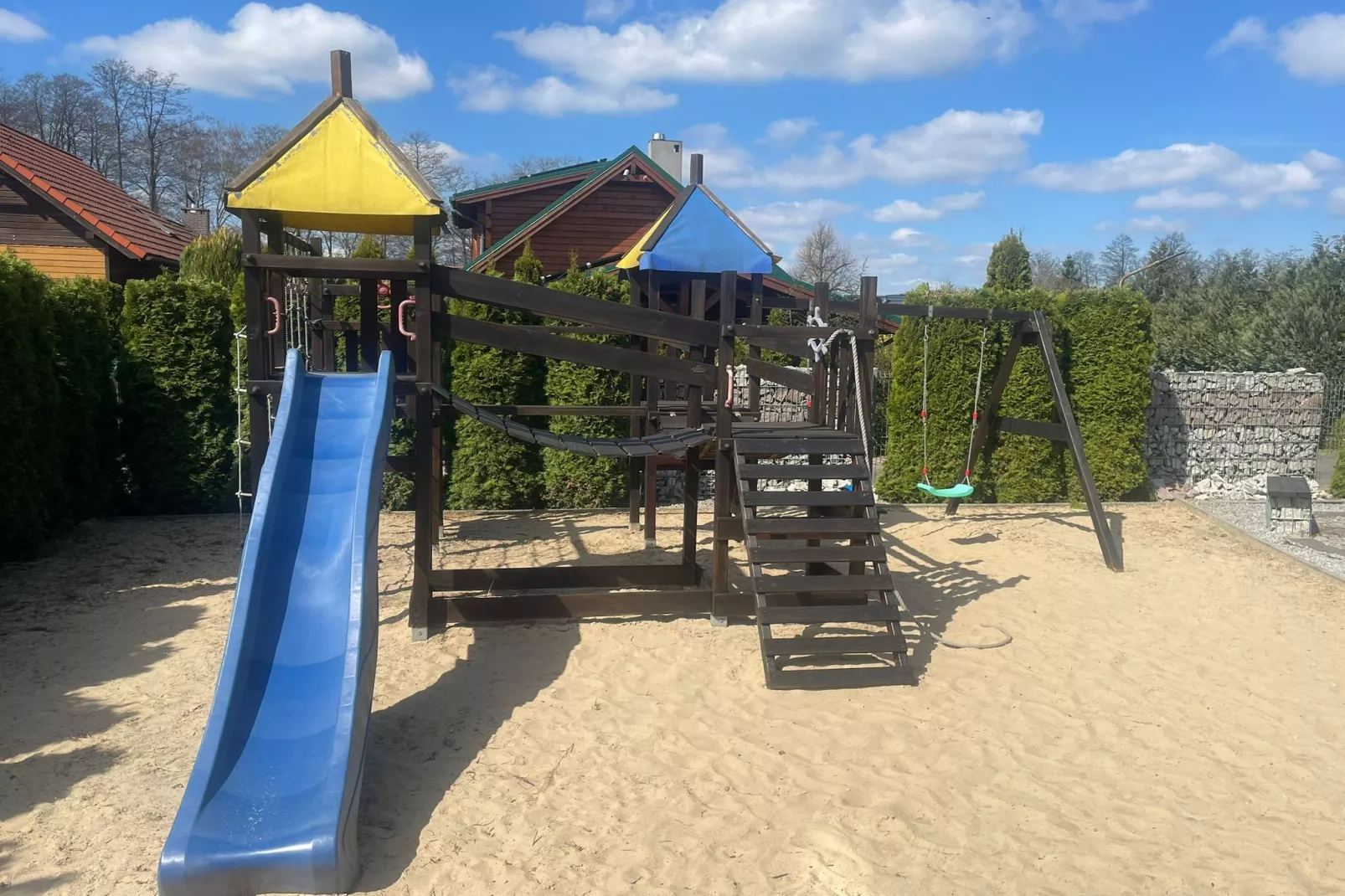 Domek JĘDREK dla max 6 osób Lubrza - Gardens in summer