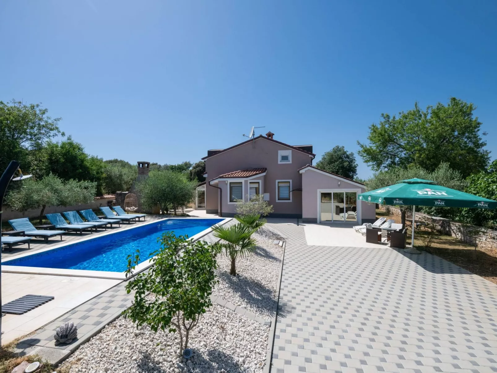 Villa Sunshine