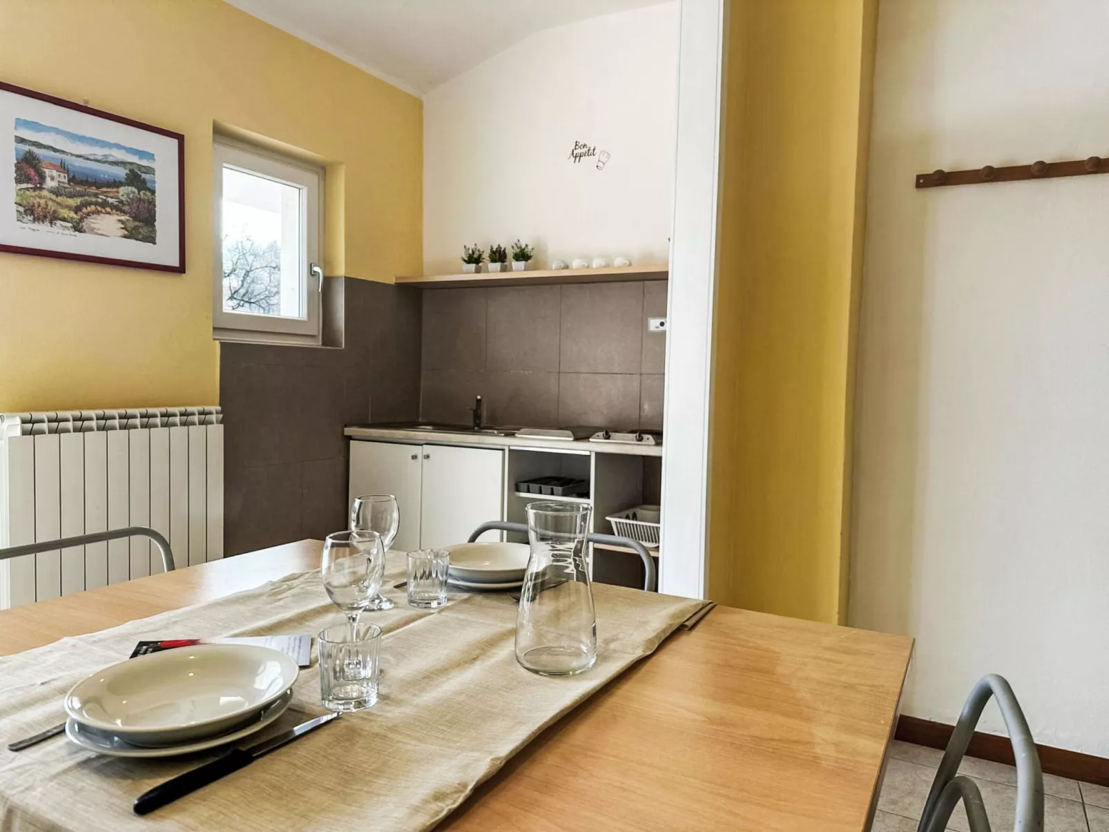 Wohnung in Costermano mit privatem Parkplatz - Dedans