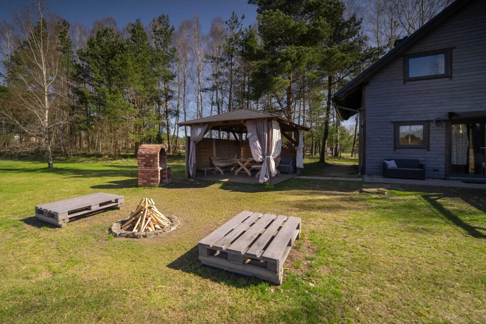 Domek wakacyjny DELUXE dla max 12 osób w Bałachach - Jardins en été