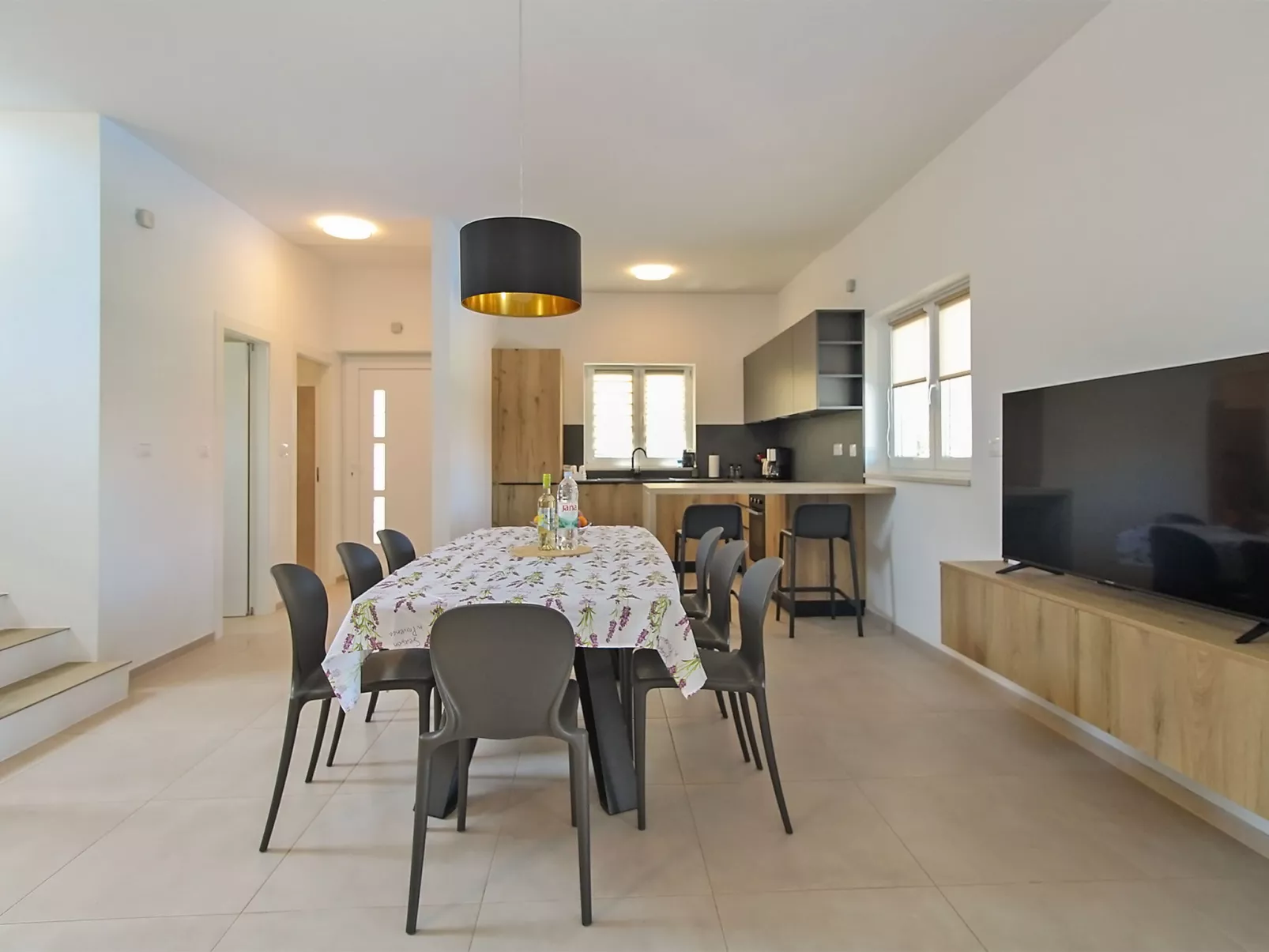 House 2351 - Dedans
