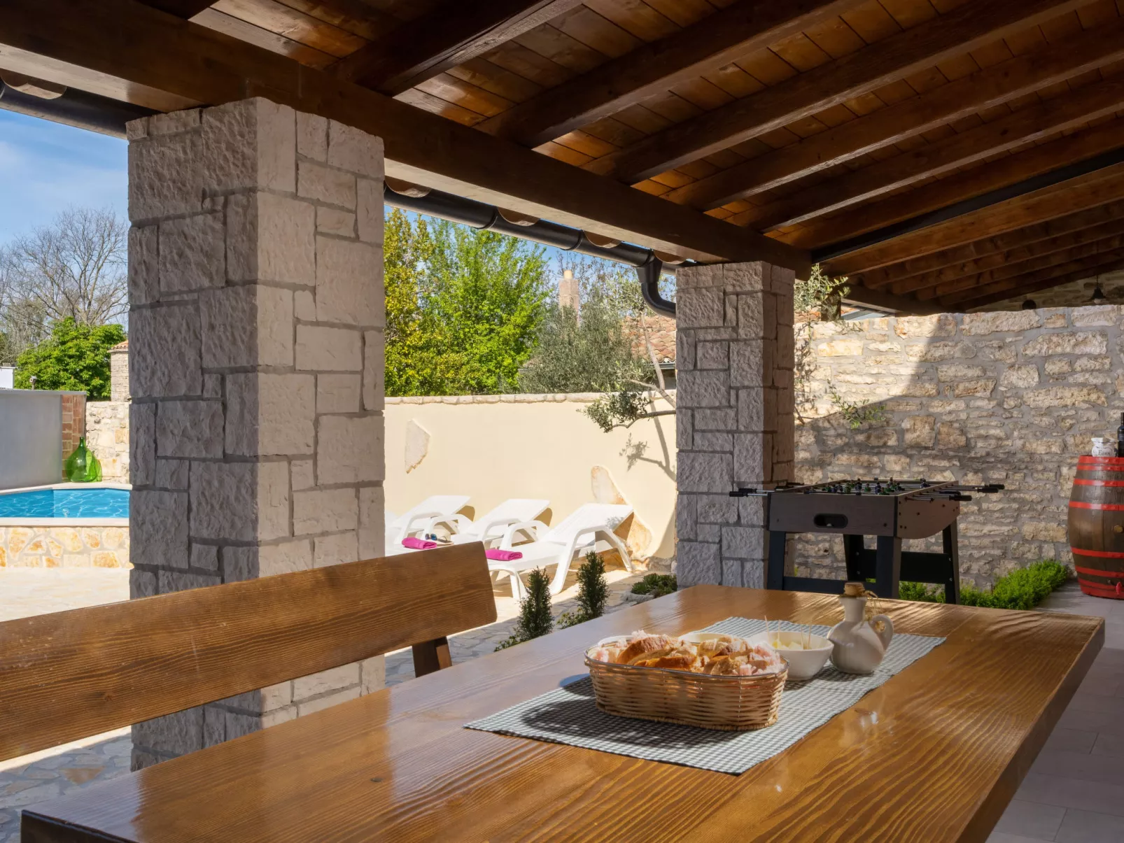 House 2214 - Outside