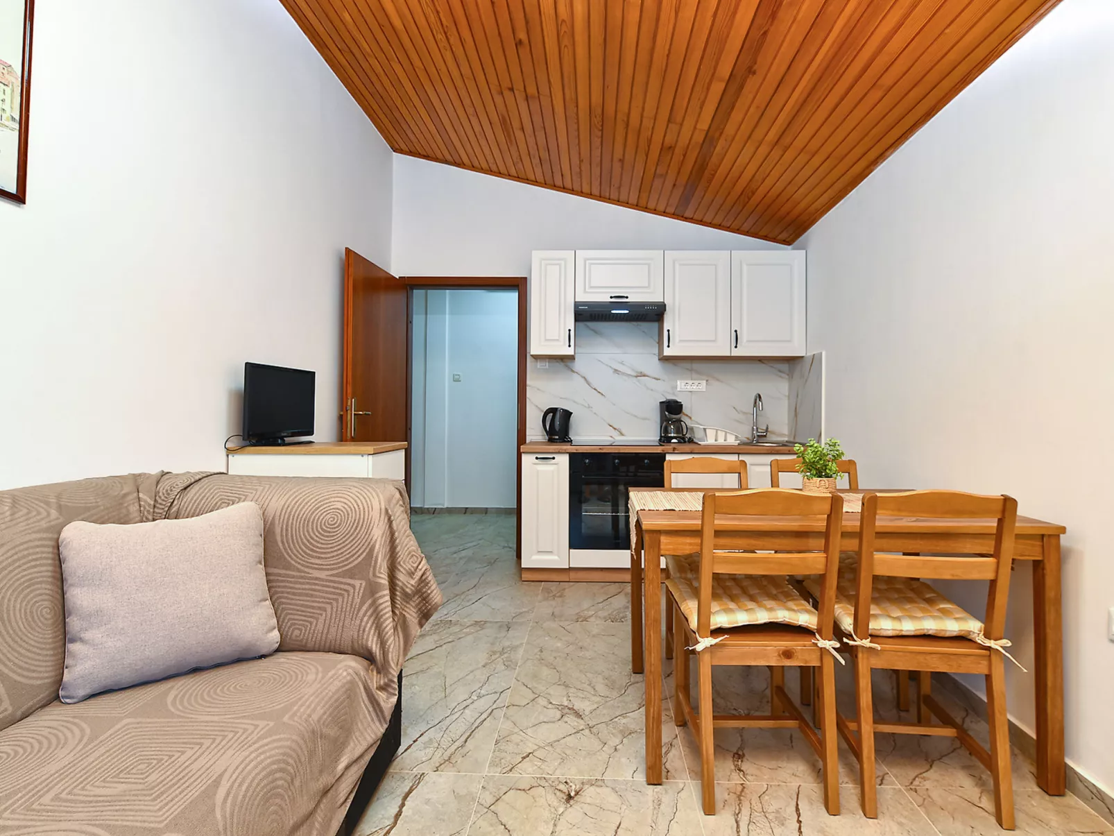 Apartment 2240 - Drinnen