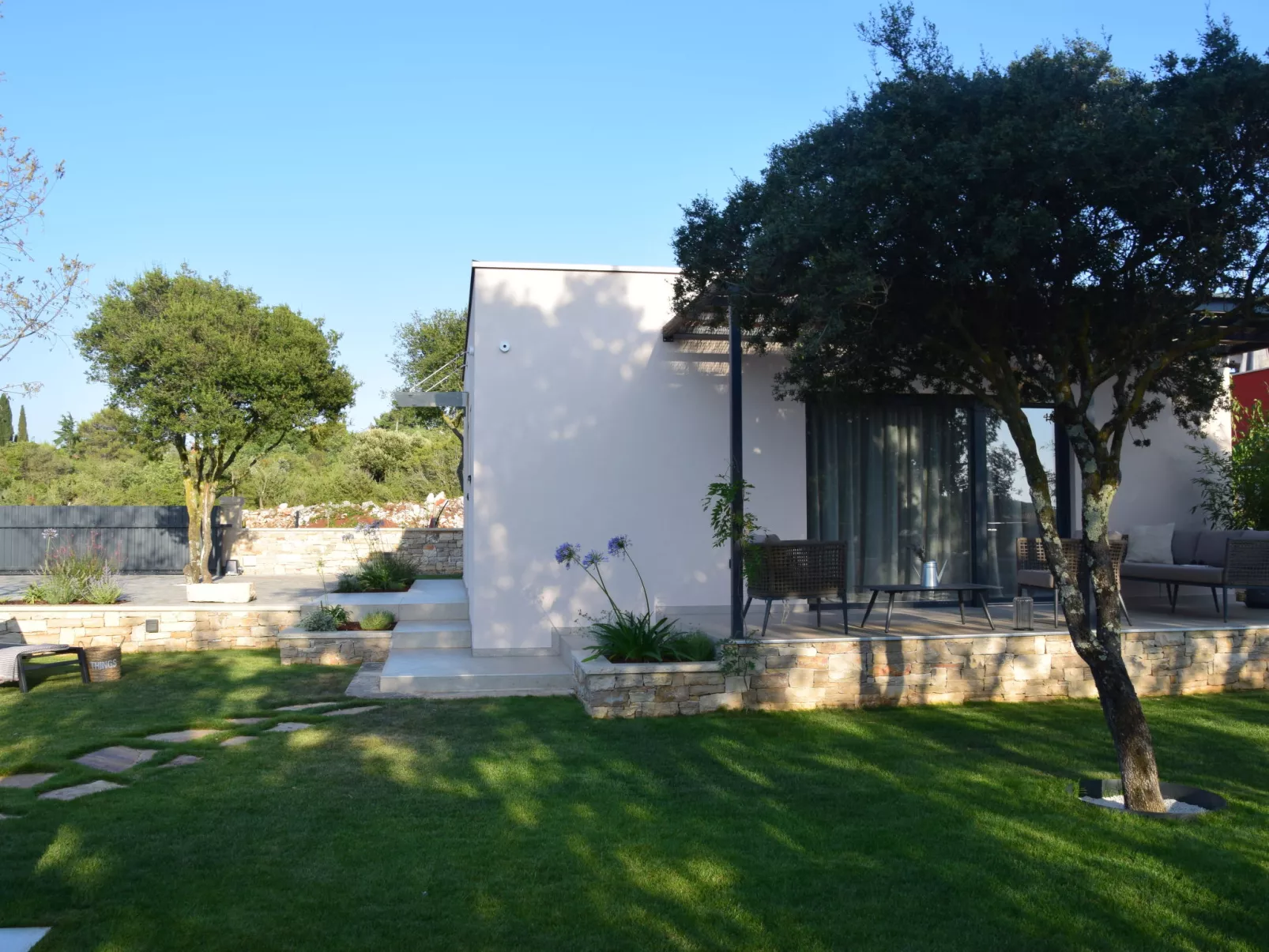 House 2306 - Outside