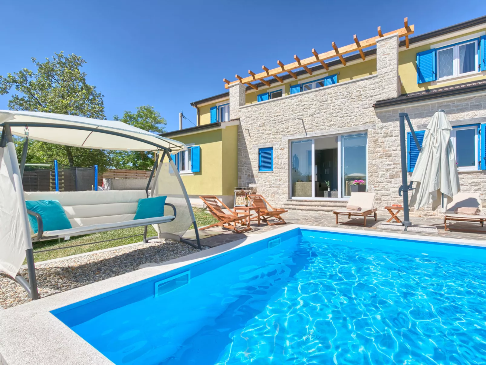 Villa 1404 - Draußen