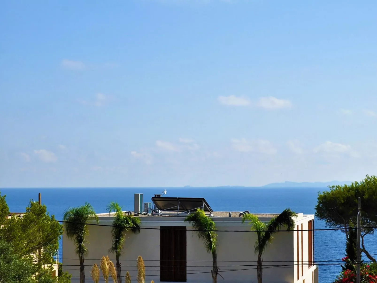 Preciosa villa con vistas al mar, piscina privada, aire acondicionado y wifi id - Draußen