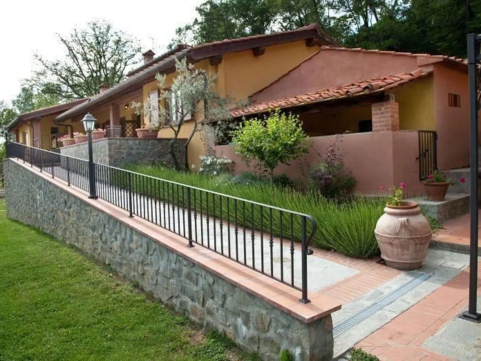 Gemütliche Ferienwohnung in Pietrapiana mit Garten, Grill und gemeinsamem Pool
