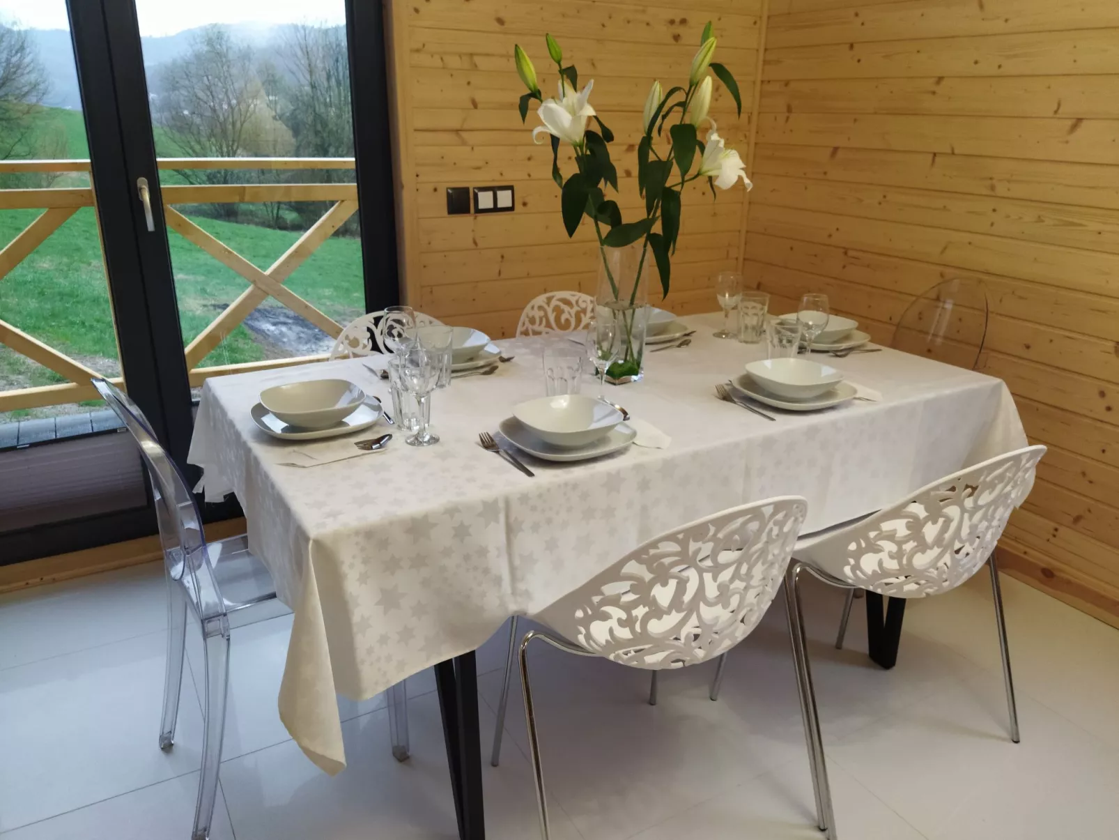 Chatka pod Górką-Dedans