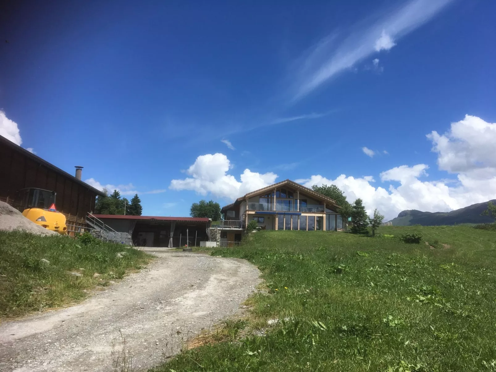 Bauernhof Cathomas, Brigels, (Breil/Brigels).