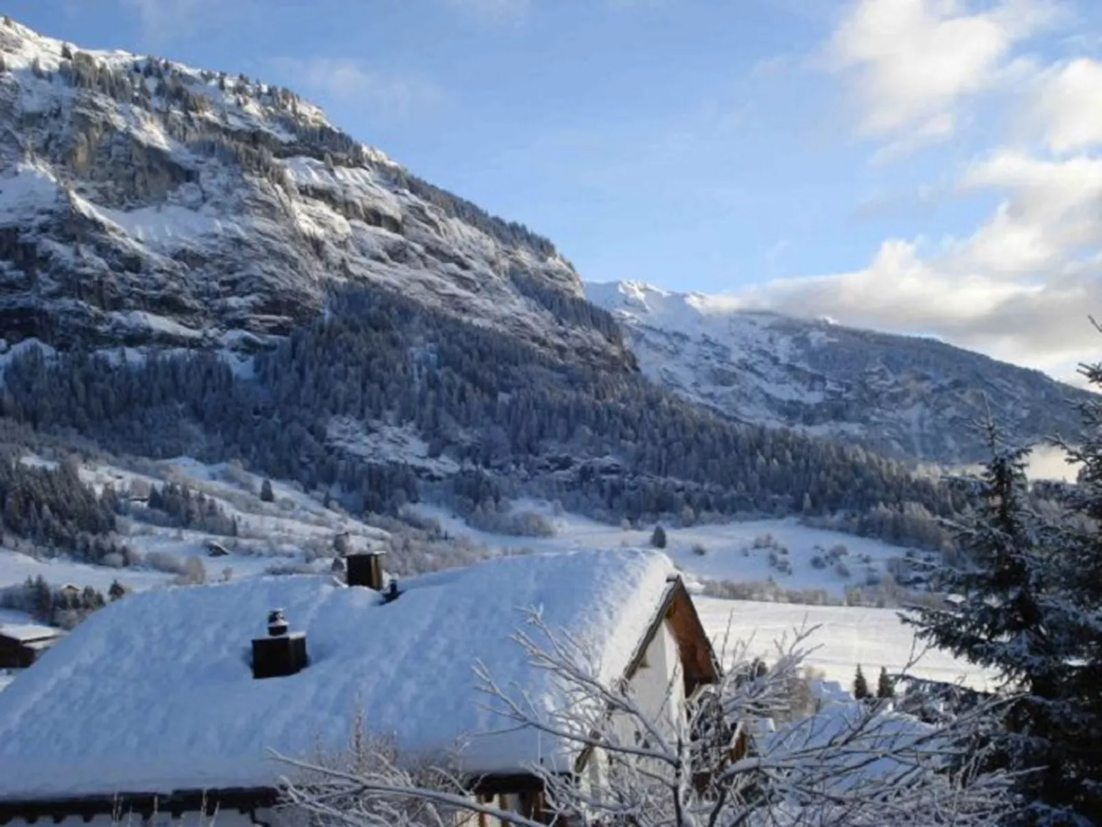 Casa Mirella, (Flims Dorf). 4 Zimmerwohnung