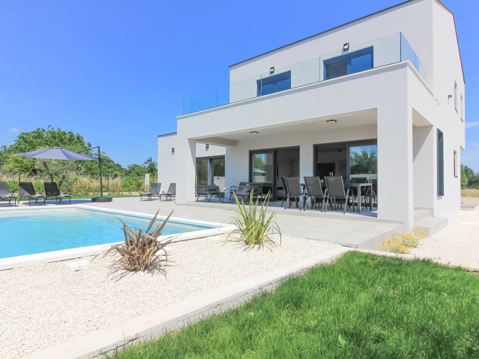 Villa Esire