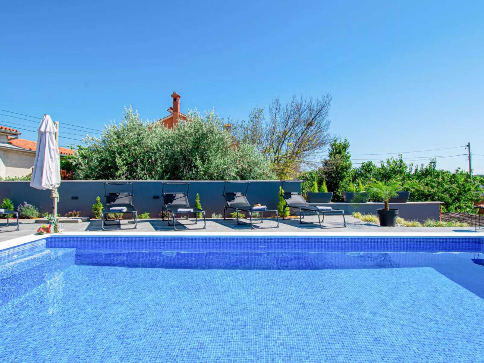 House La Perla