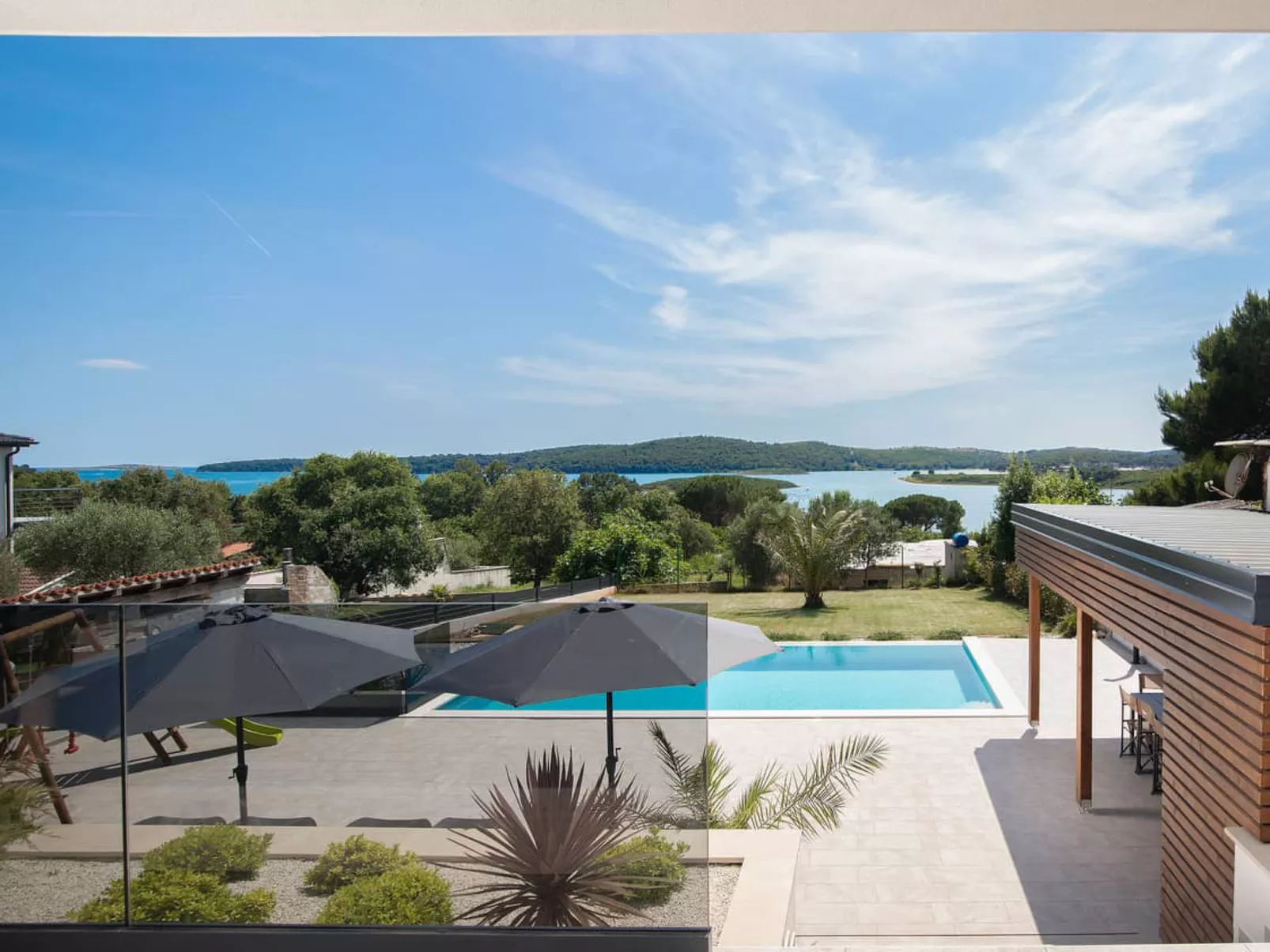 Villa PERGOSA WITH SEA VIEW AND SAUNA