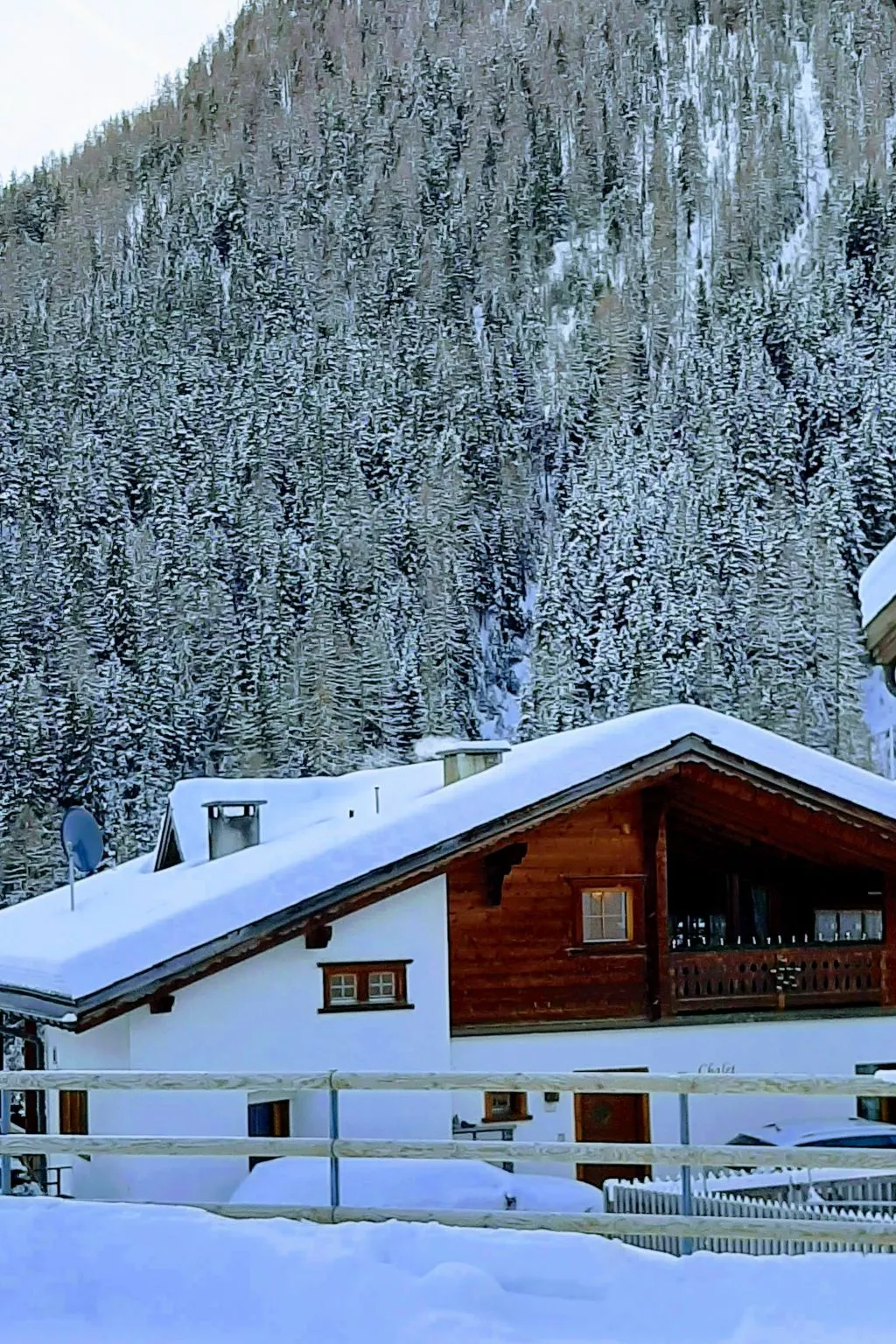 Chalet Guardaval, (Samnaun-Compatsch).