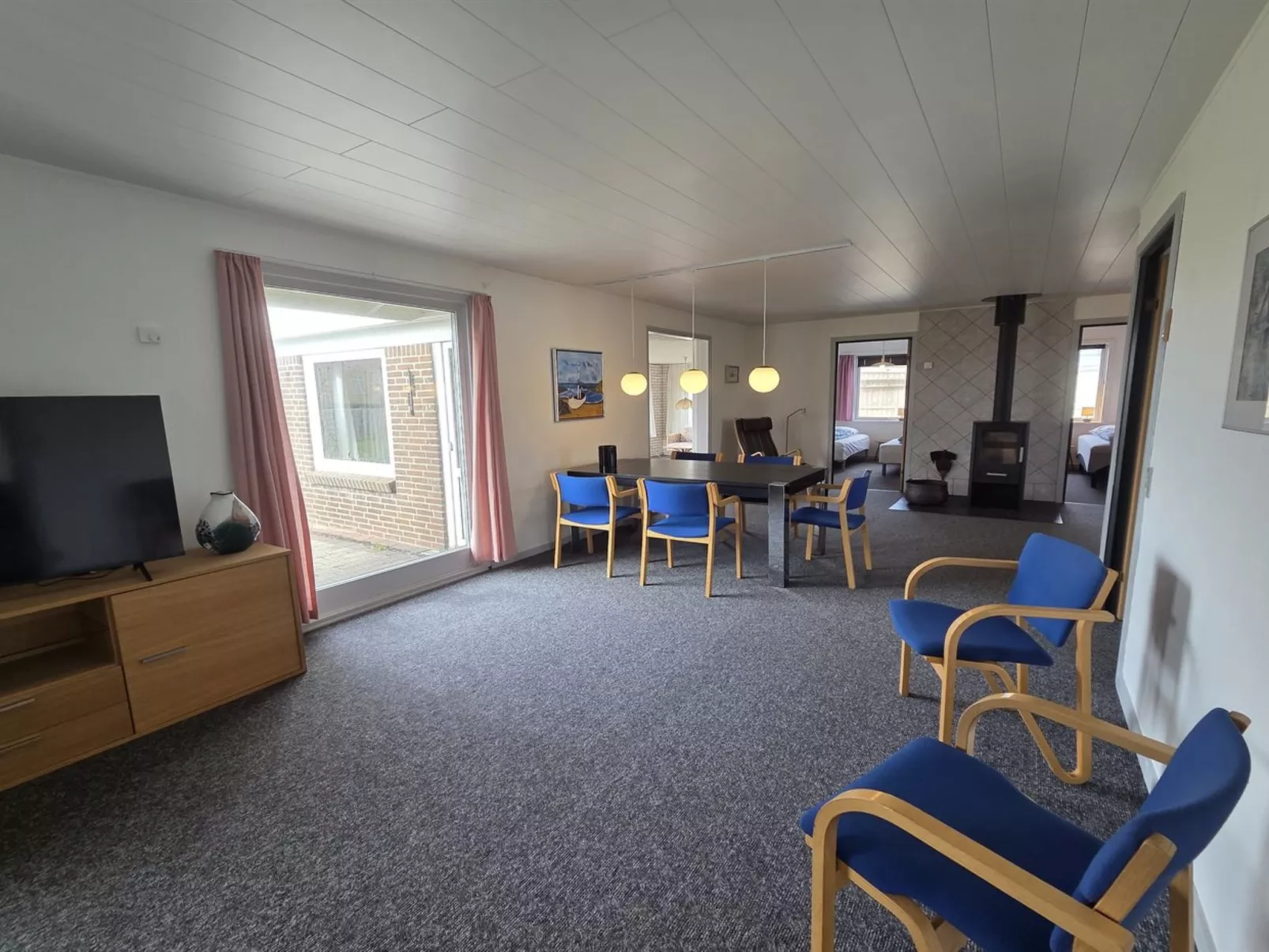 "Mads" - 400m from the sea - Drinnen