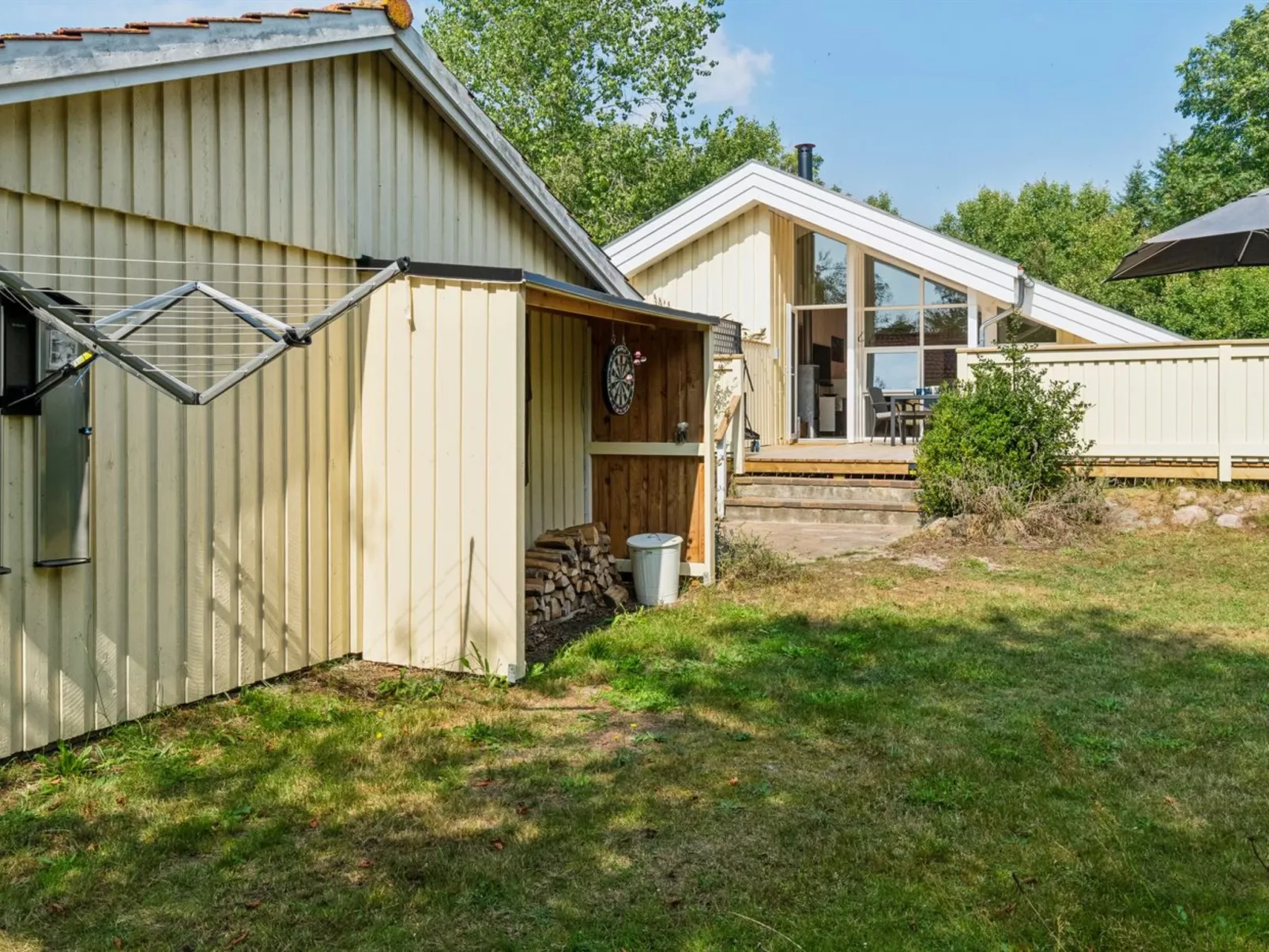 "Vamika" - 300m from the sea - Outside