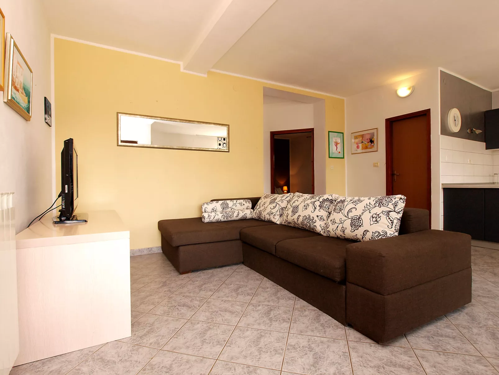Apartment 799 - Inside