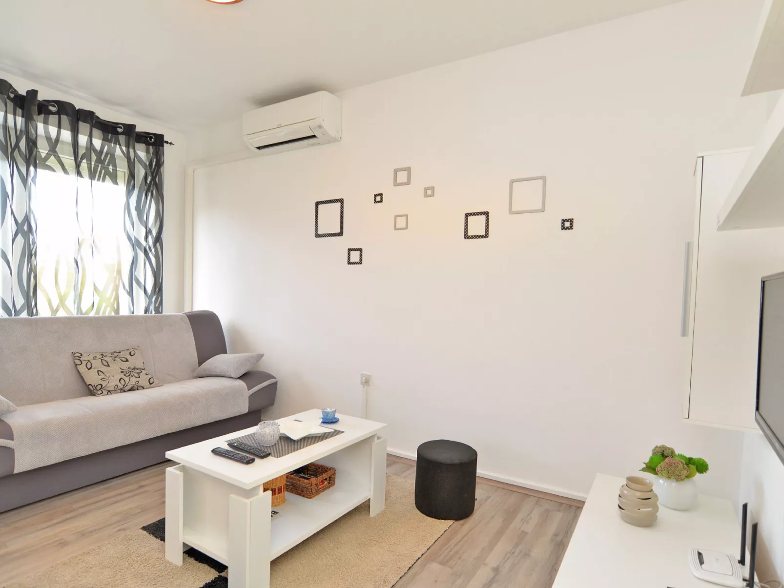 Apartment 1601 - Inside