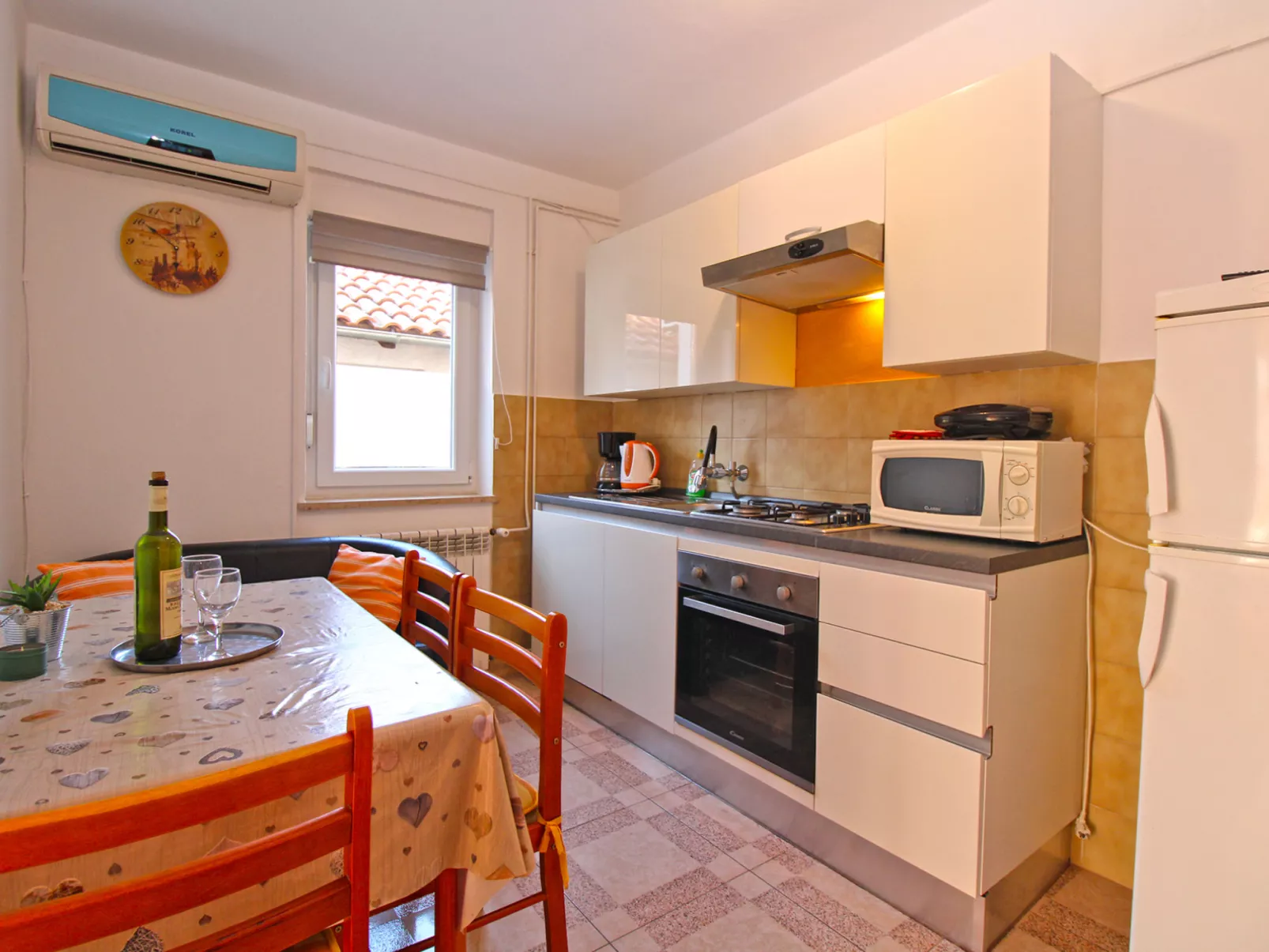 Apartment 768 - Dedans