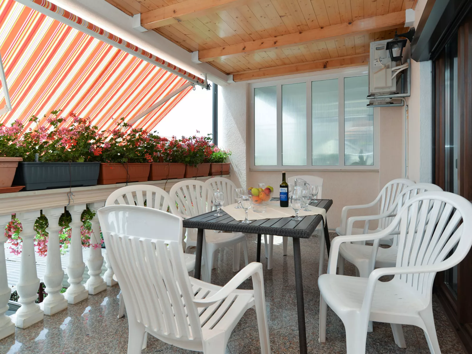 Apartment 43 - Dehors