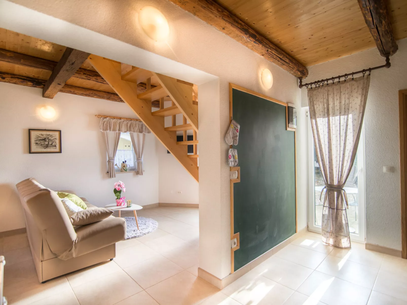 House Ana - Inside