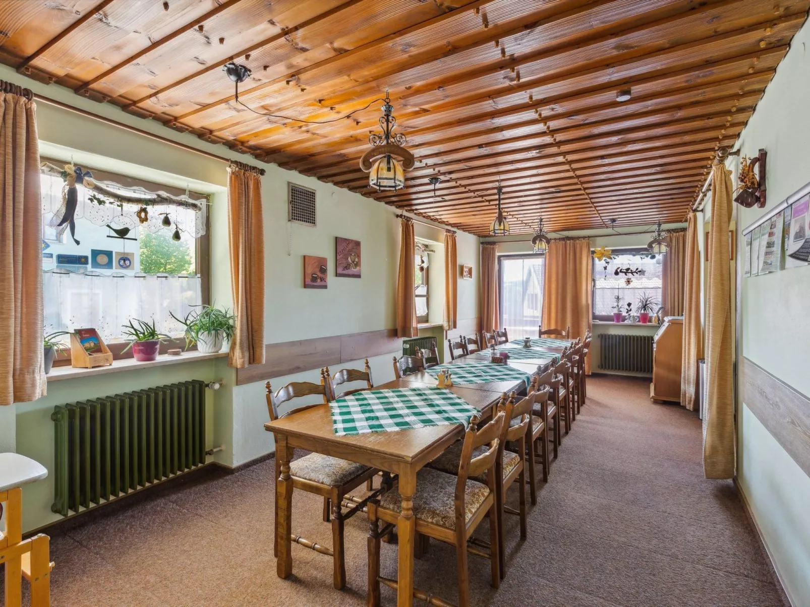 Geräumiges Ferienhaus mit Garten in Rittsteig