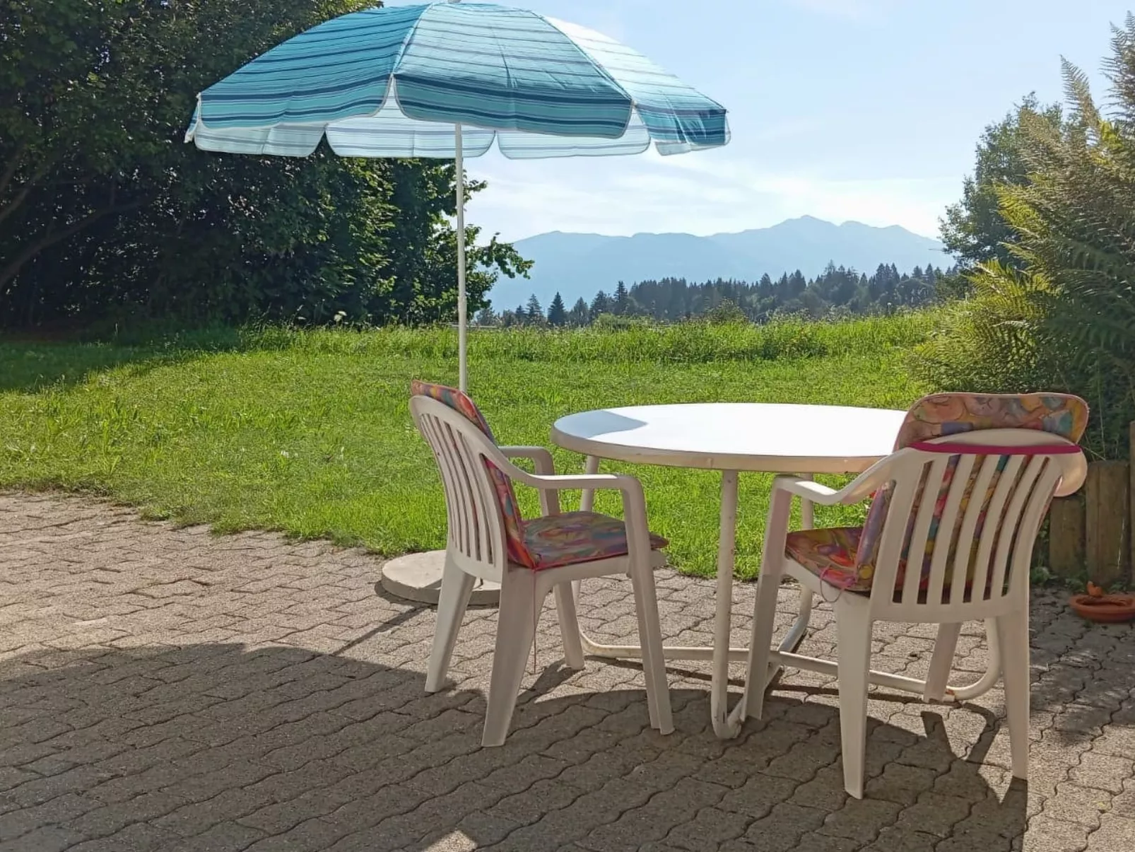 Casa Cappalutta, (Flims Waldhaus). 2.5 Zimmerwohnung mit direktem Gartenzugang