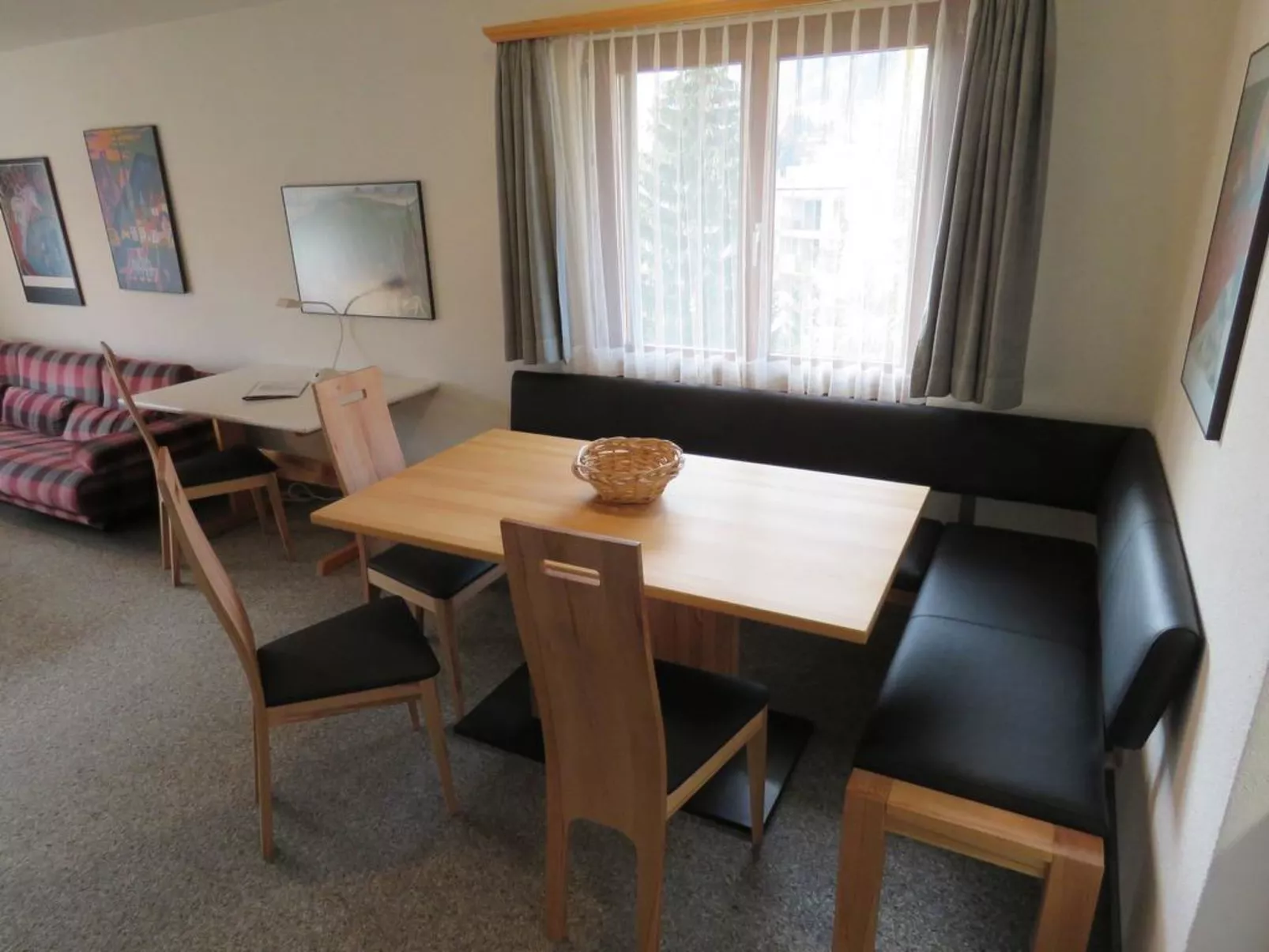 Isola 404 3½-Zimmerwohnung
