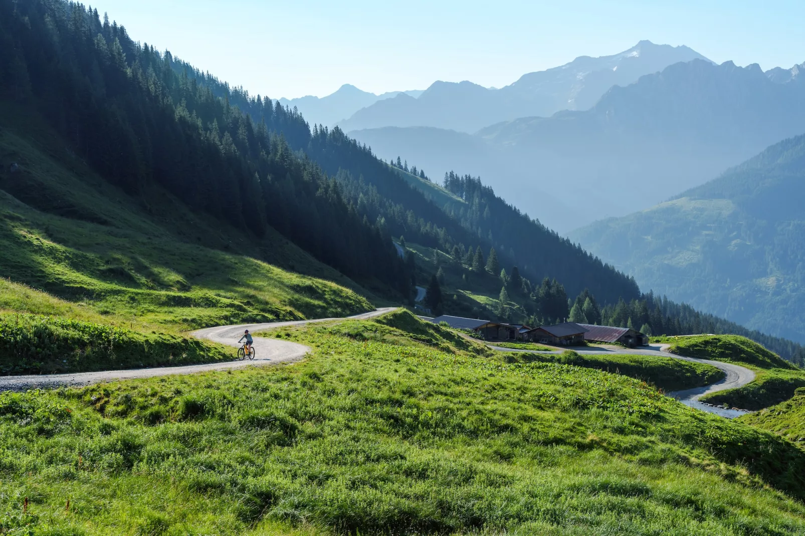 Apart Andrea -  App 1 links - Areas within 5km in summer