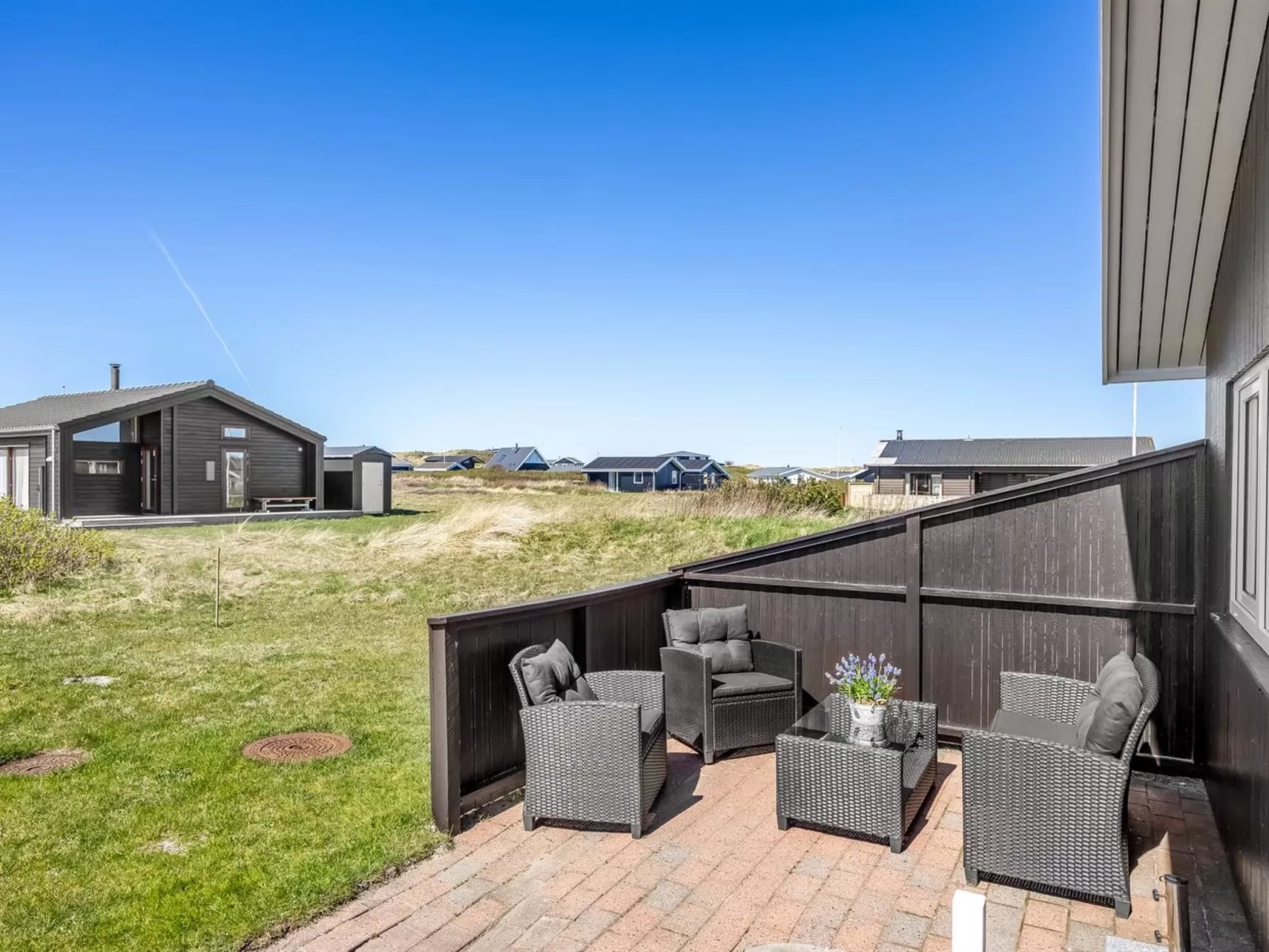 "Loryleimis" - 300m from the sea - Outside