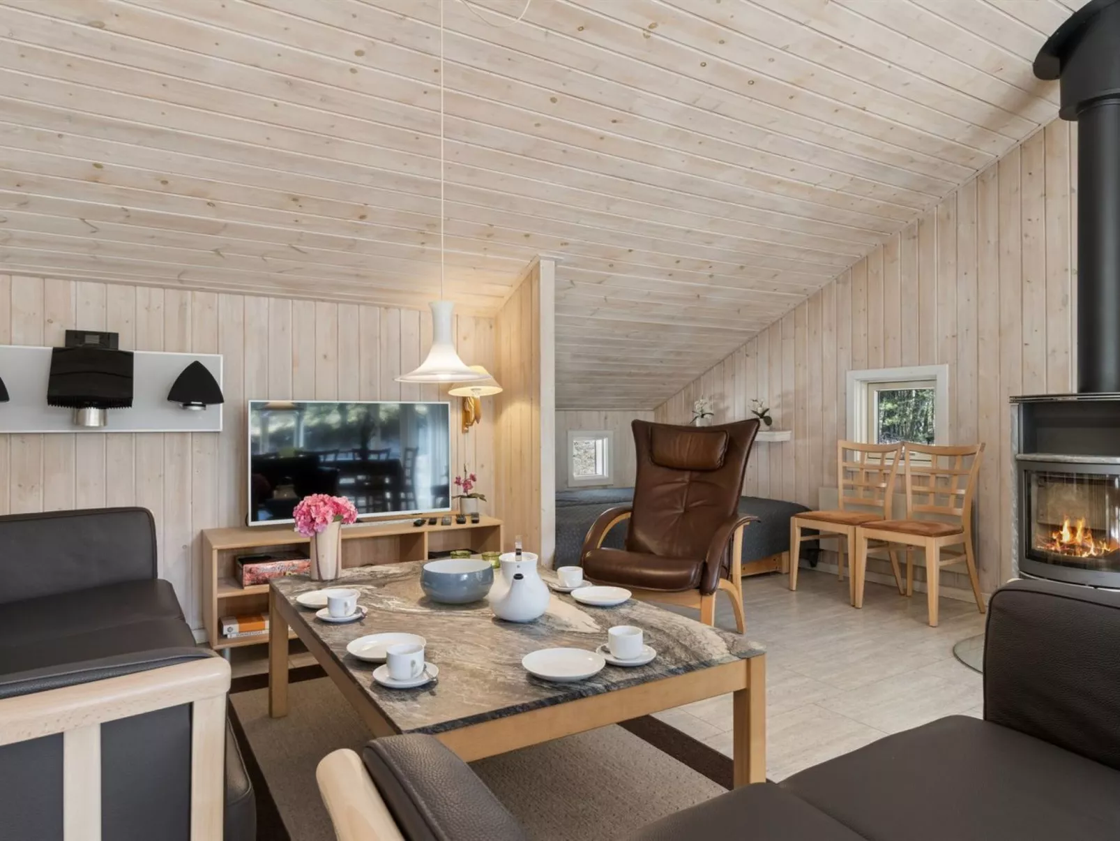 "Sylvia" - 900m from the sea - Inside