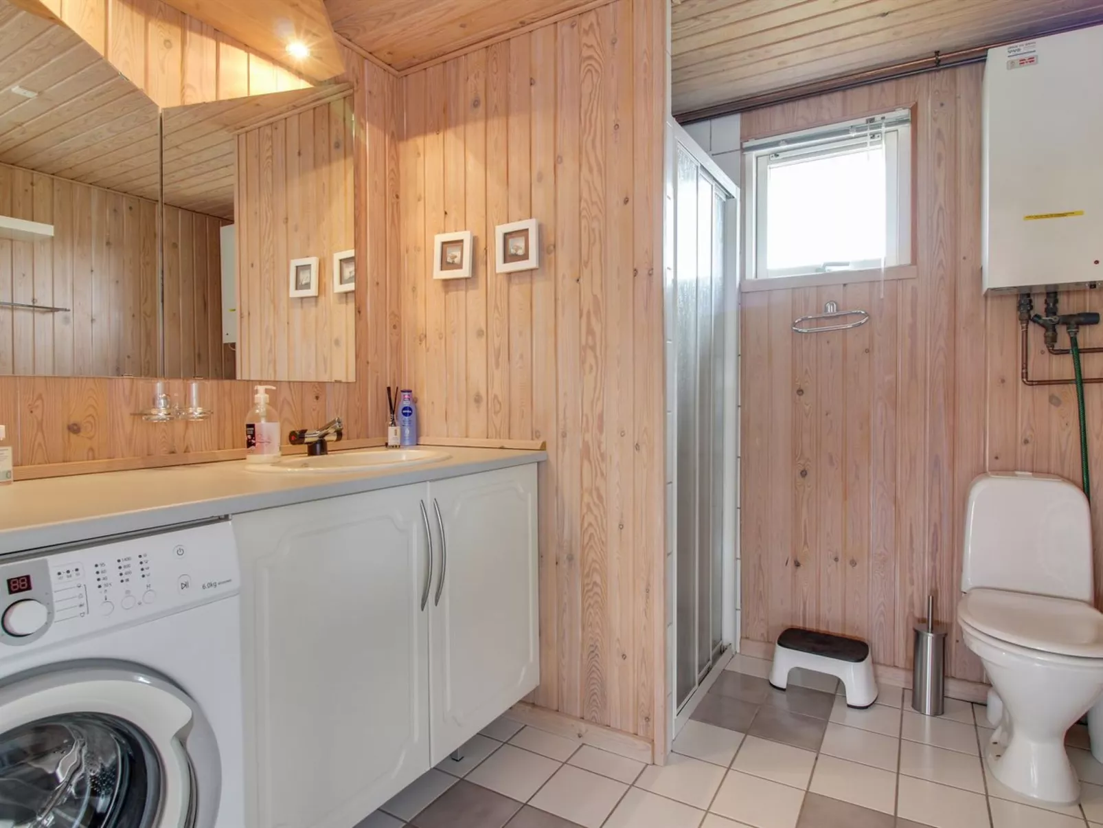 "Mitre" - 300m from the sea - Dedans