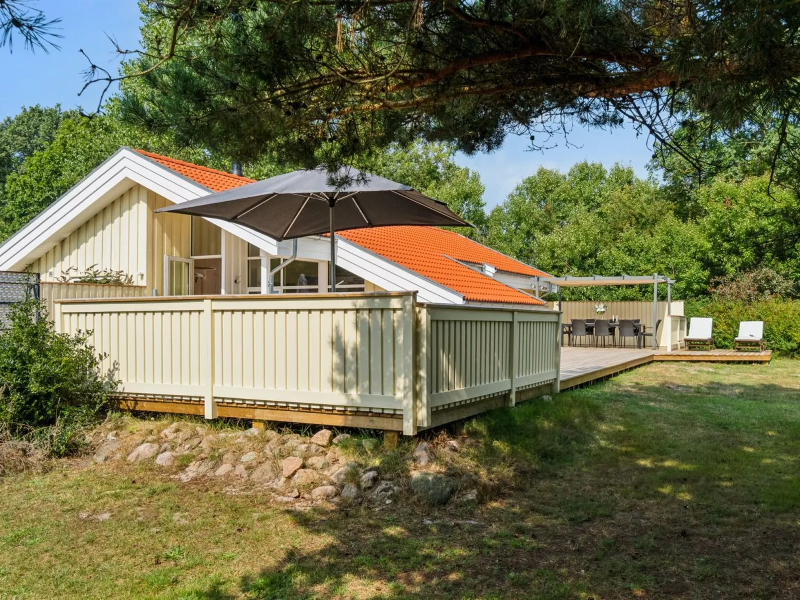 "Vamika" - 300m from the sea - Outside