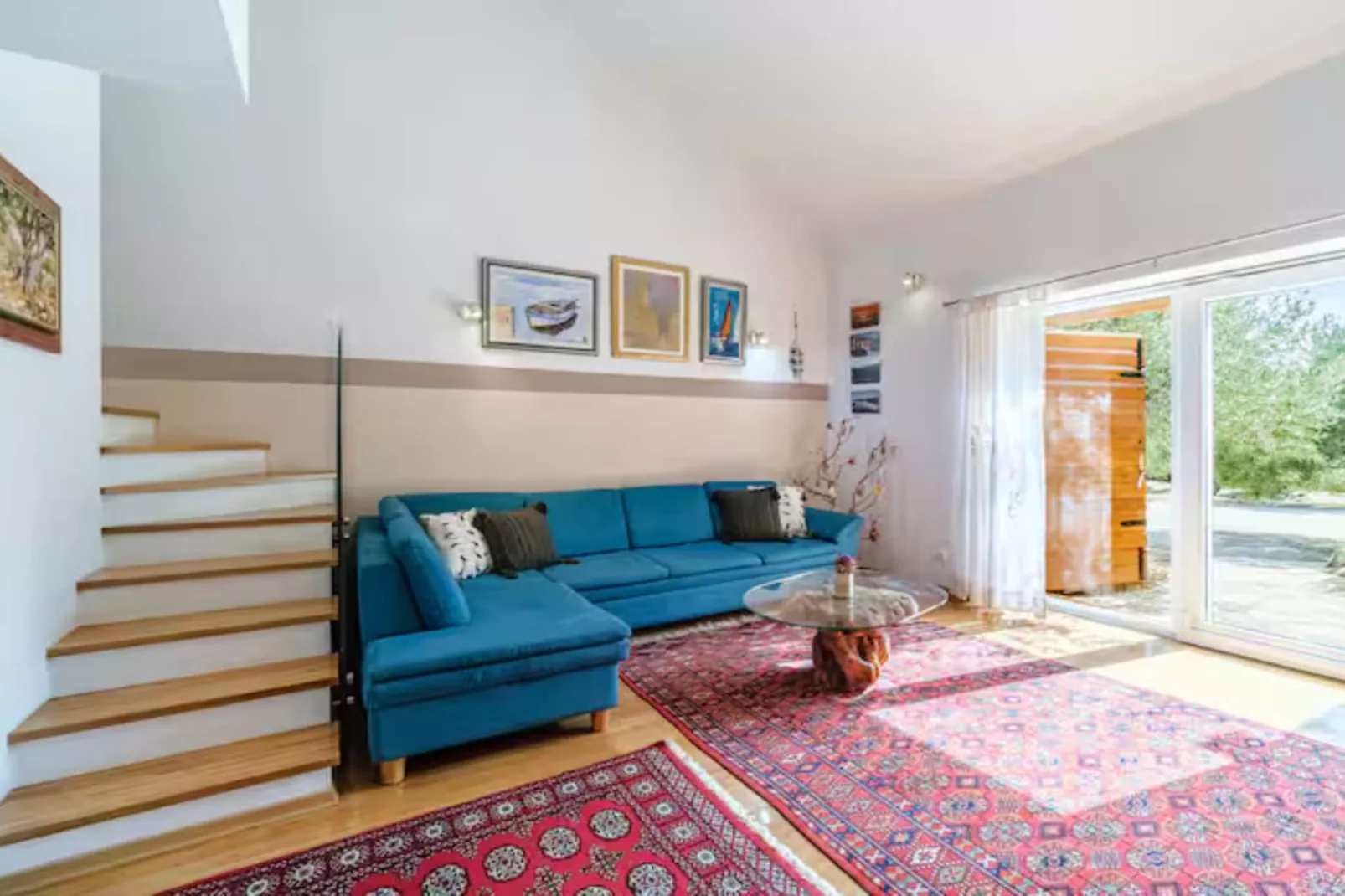 Holiday home House of the Sun - Three Bedroom Holiday Home with Pool - Wohnzimmer